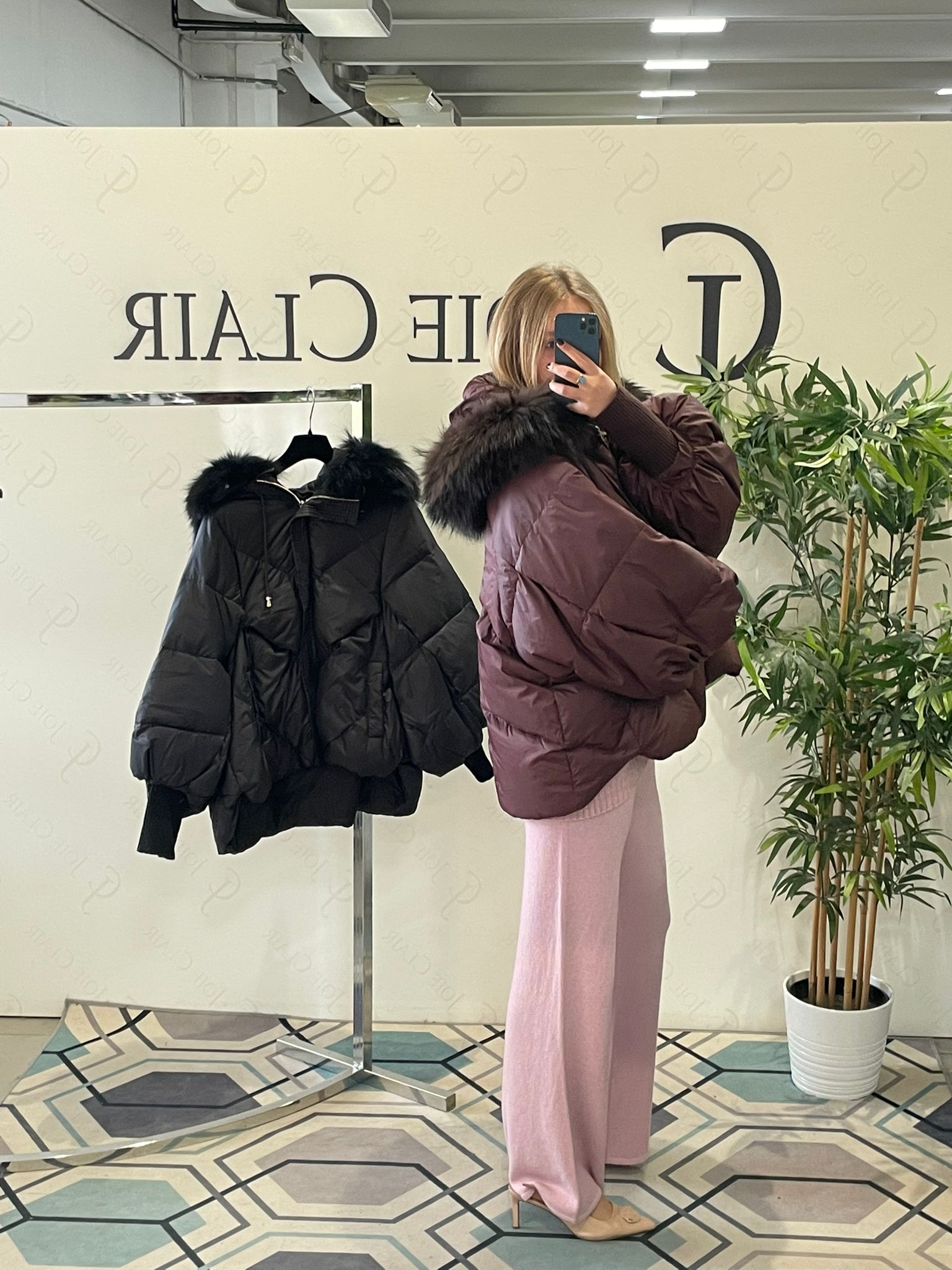 Фото Joie Clair (J-Clair)