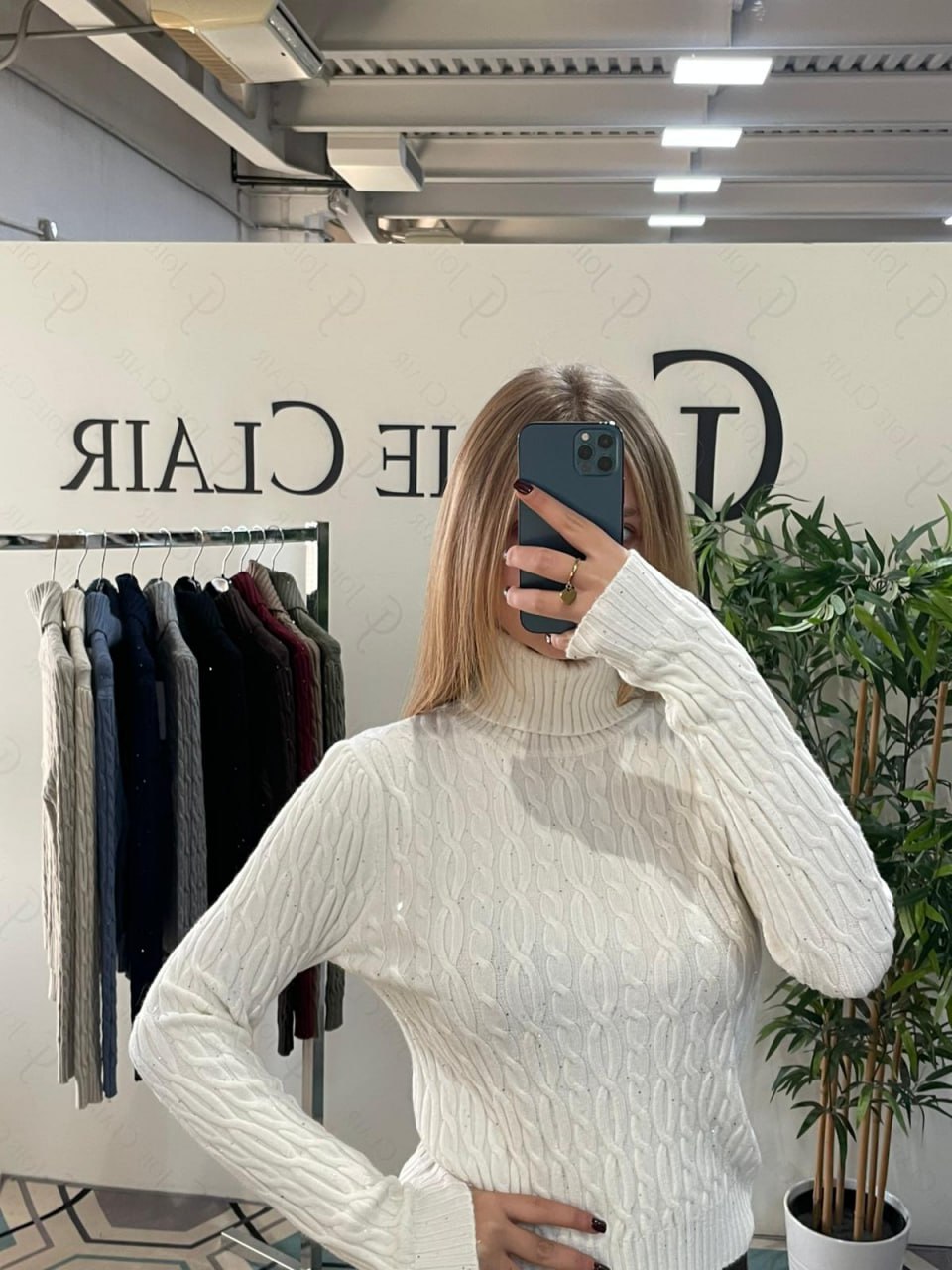 Фото Joie Clair (J-Clair)