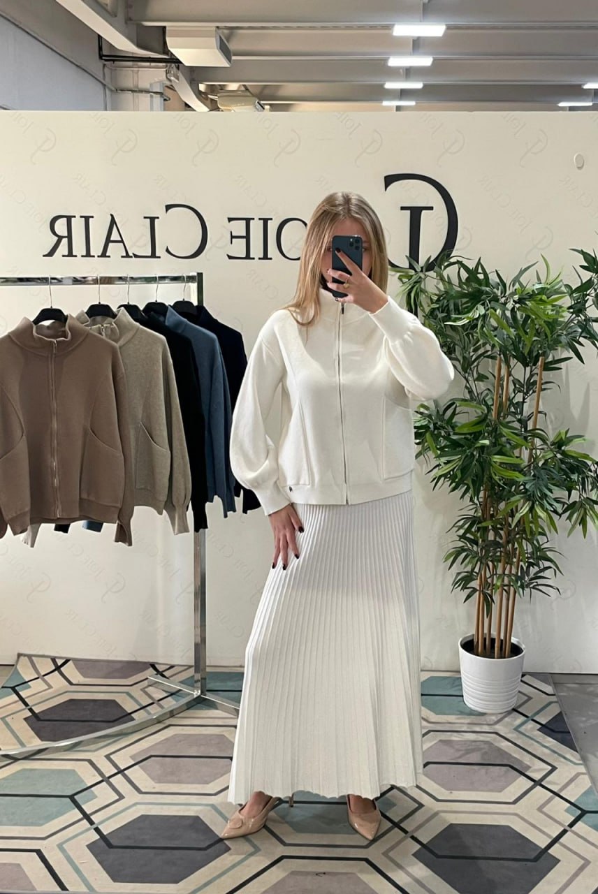 Фото Joie Clair (J-Clair)