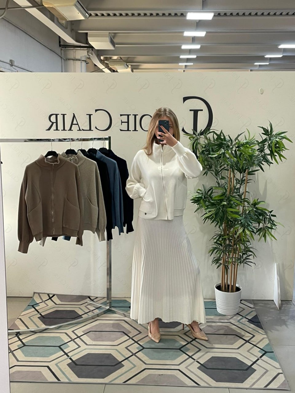 Фото Joie Clair (J-Clair)