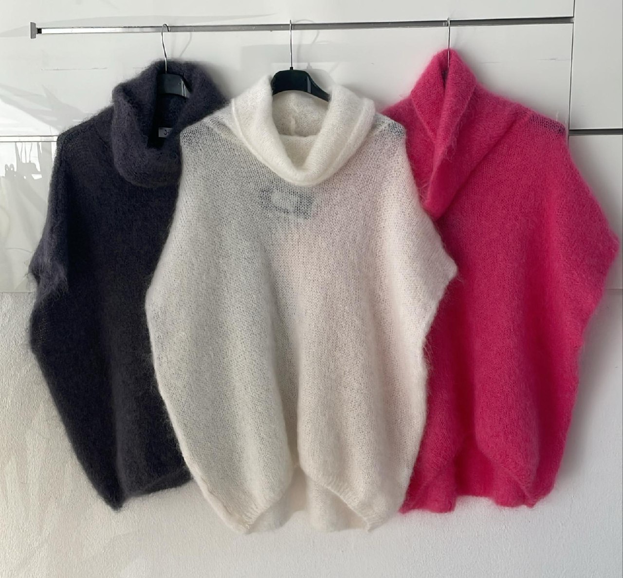 Фото Joie Clair (J-Clair)