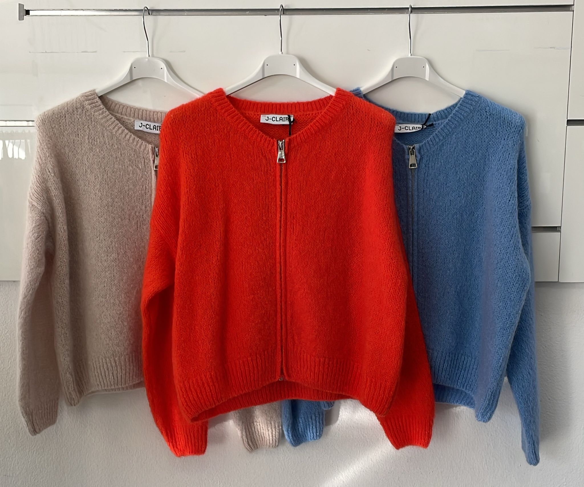 Фото Joie Clair (J-Clair)