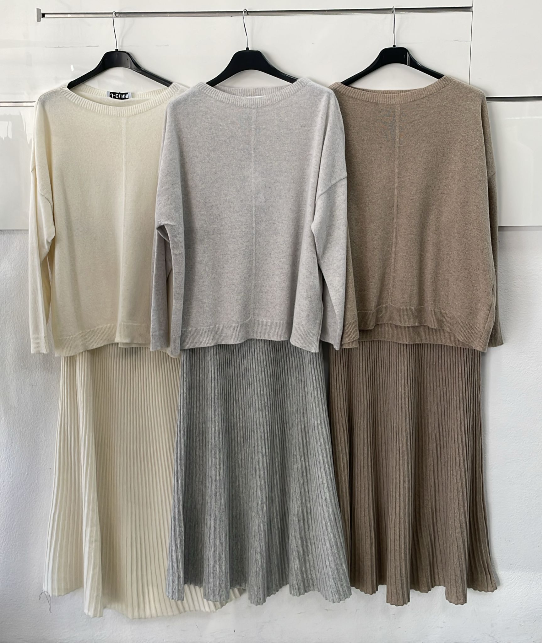 Joie Clair (J-Clair)