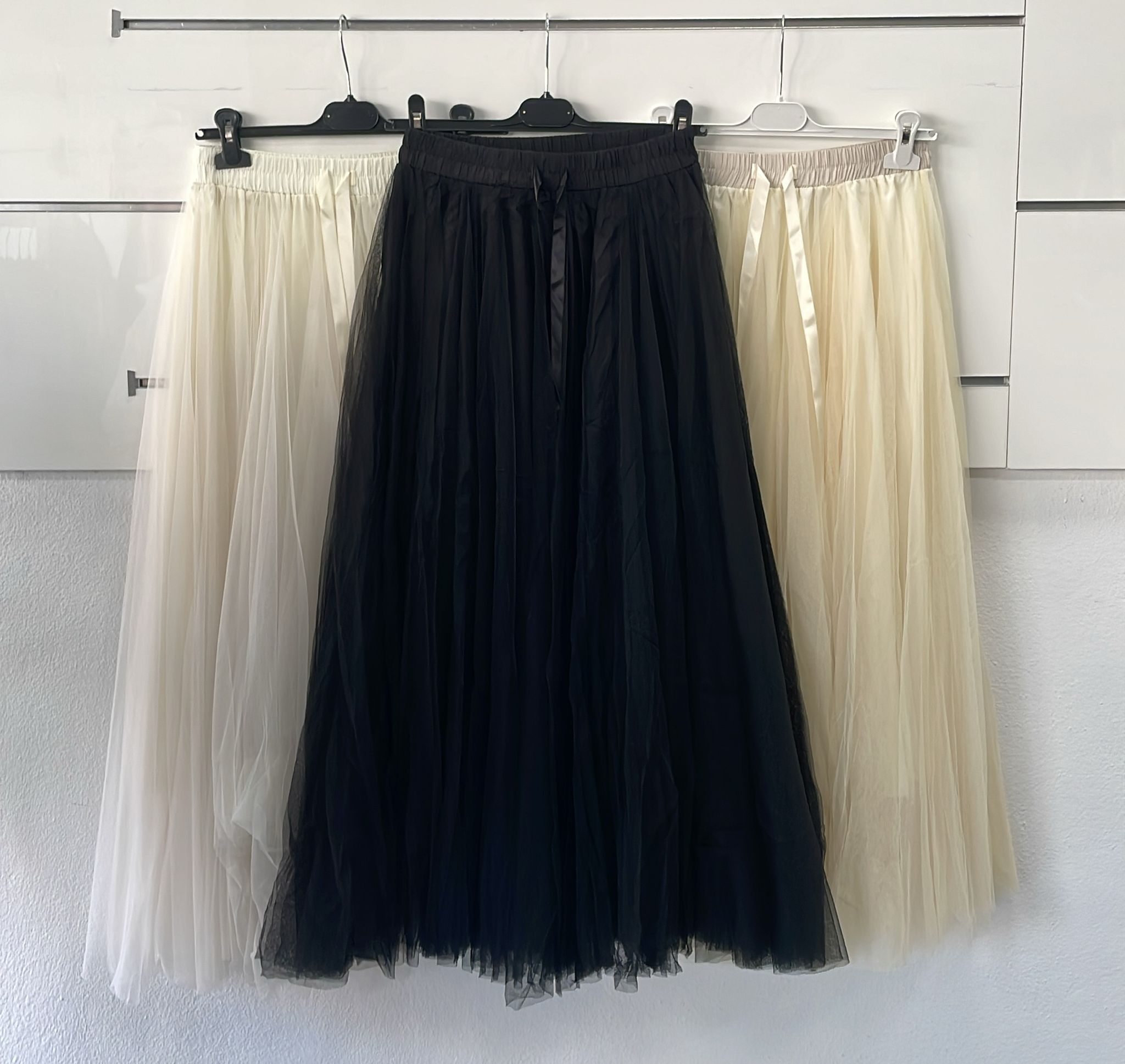 Joie Clair (J-Clair)