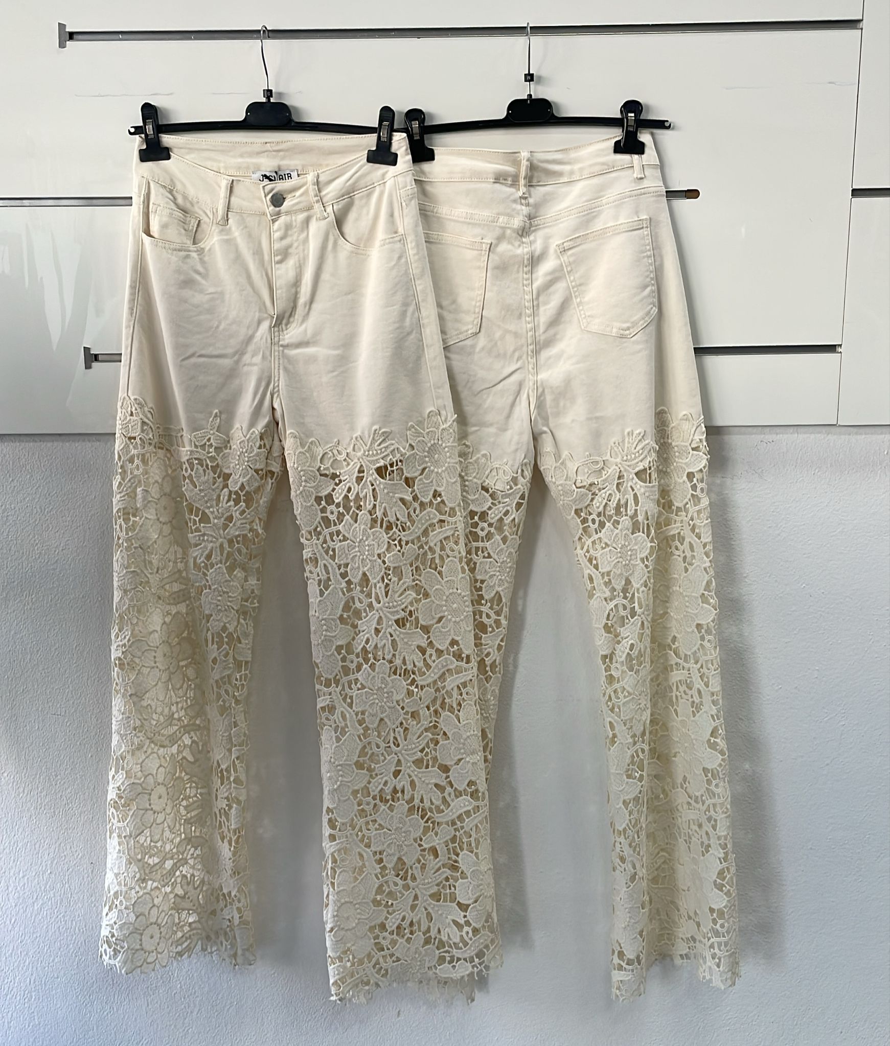 Joie Clair (J-Clair)