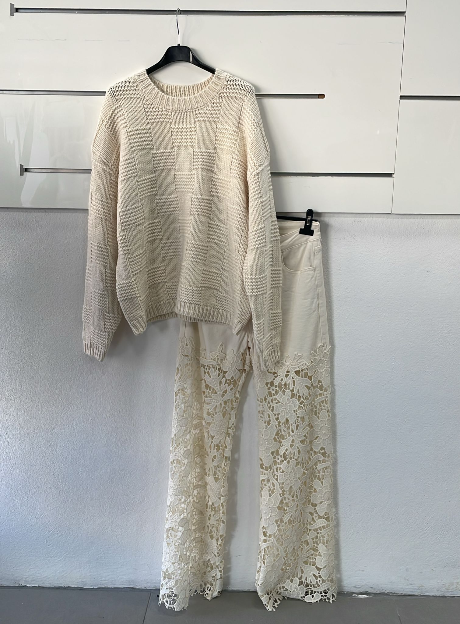 Joie Clair (J-Clair)