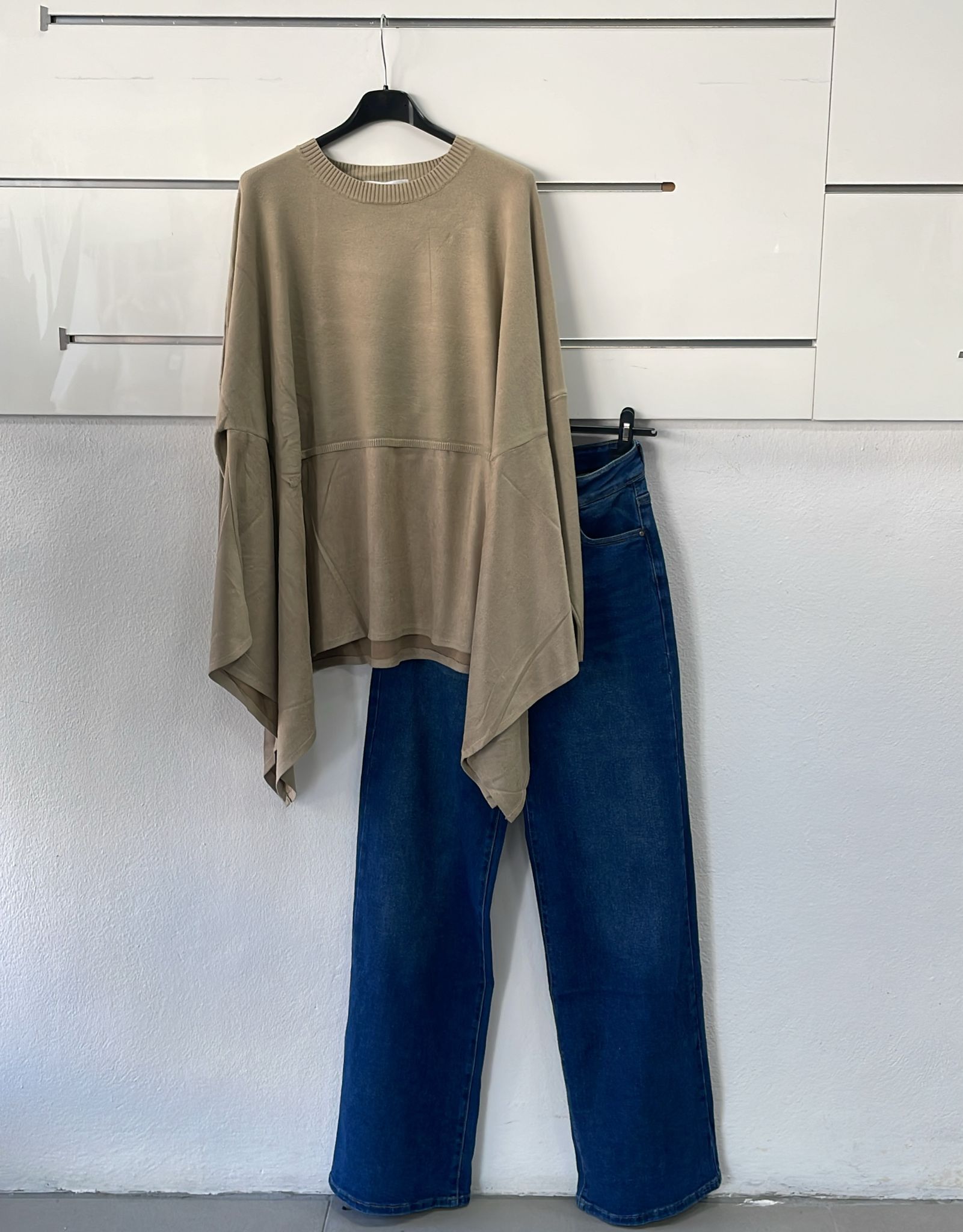 Joie Clair (J-Clair)