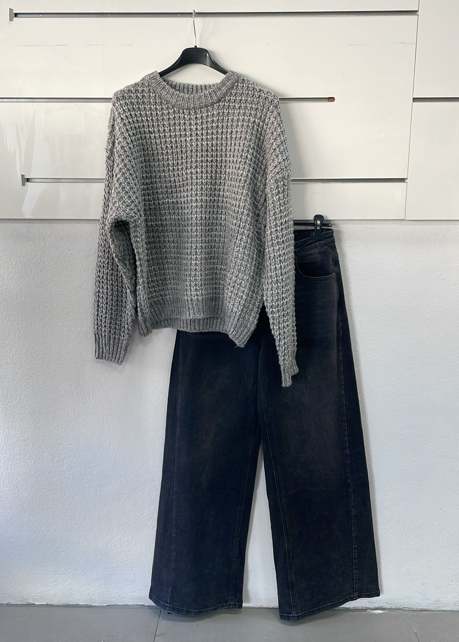 Joie Clair (J-Clair)