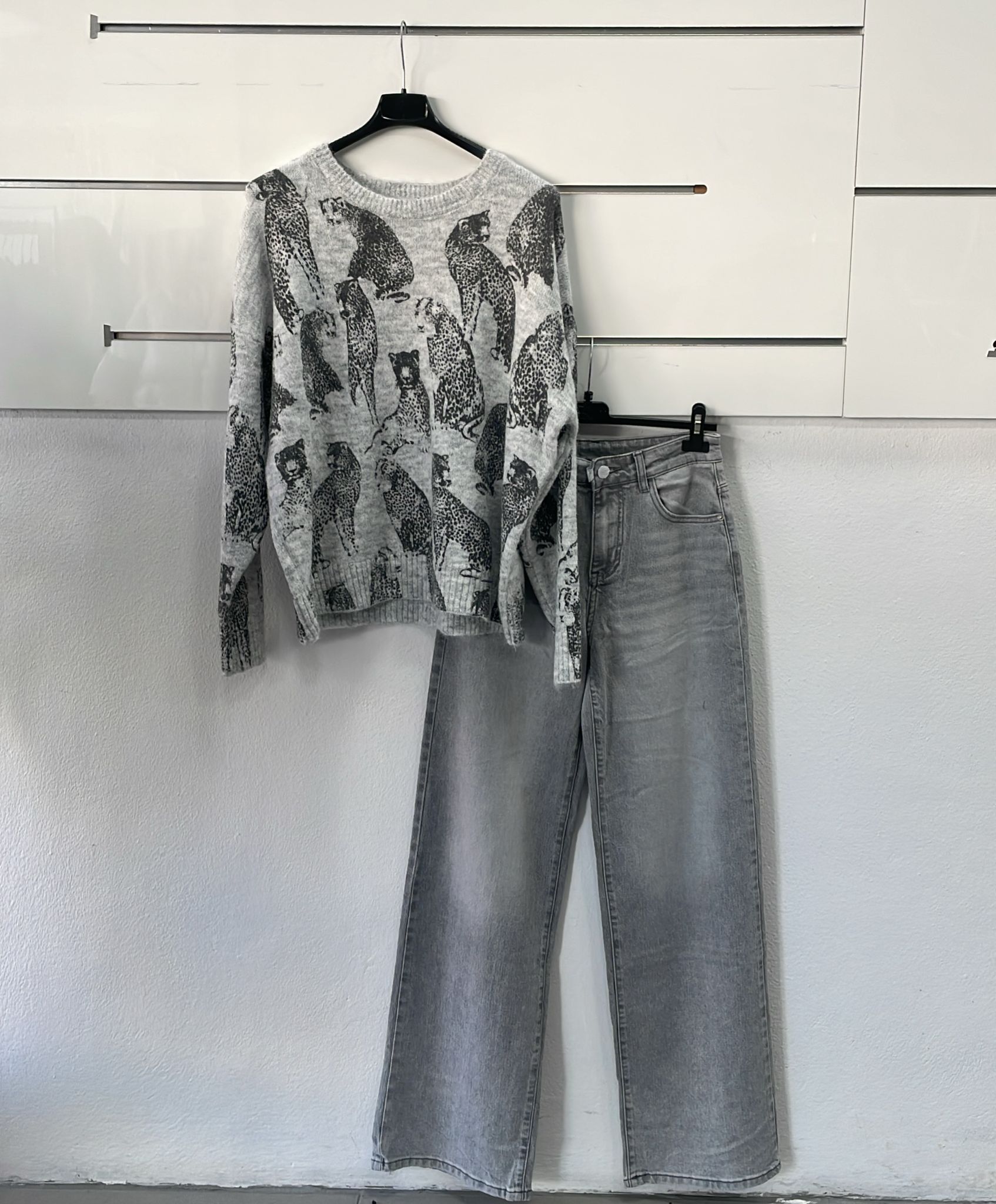 Joie Clair (J-Clair)