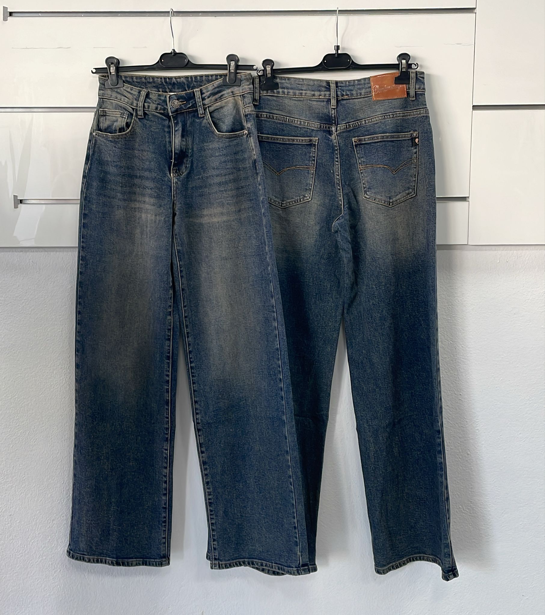 Joie Clair (J-Clair)