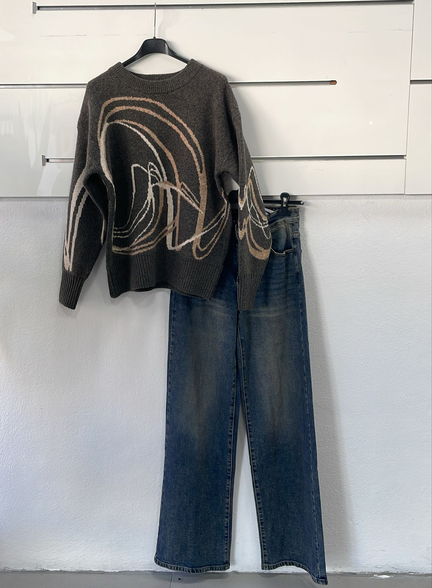 Joie Clair (J-Clair)