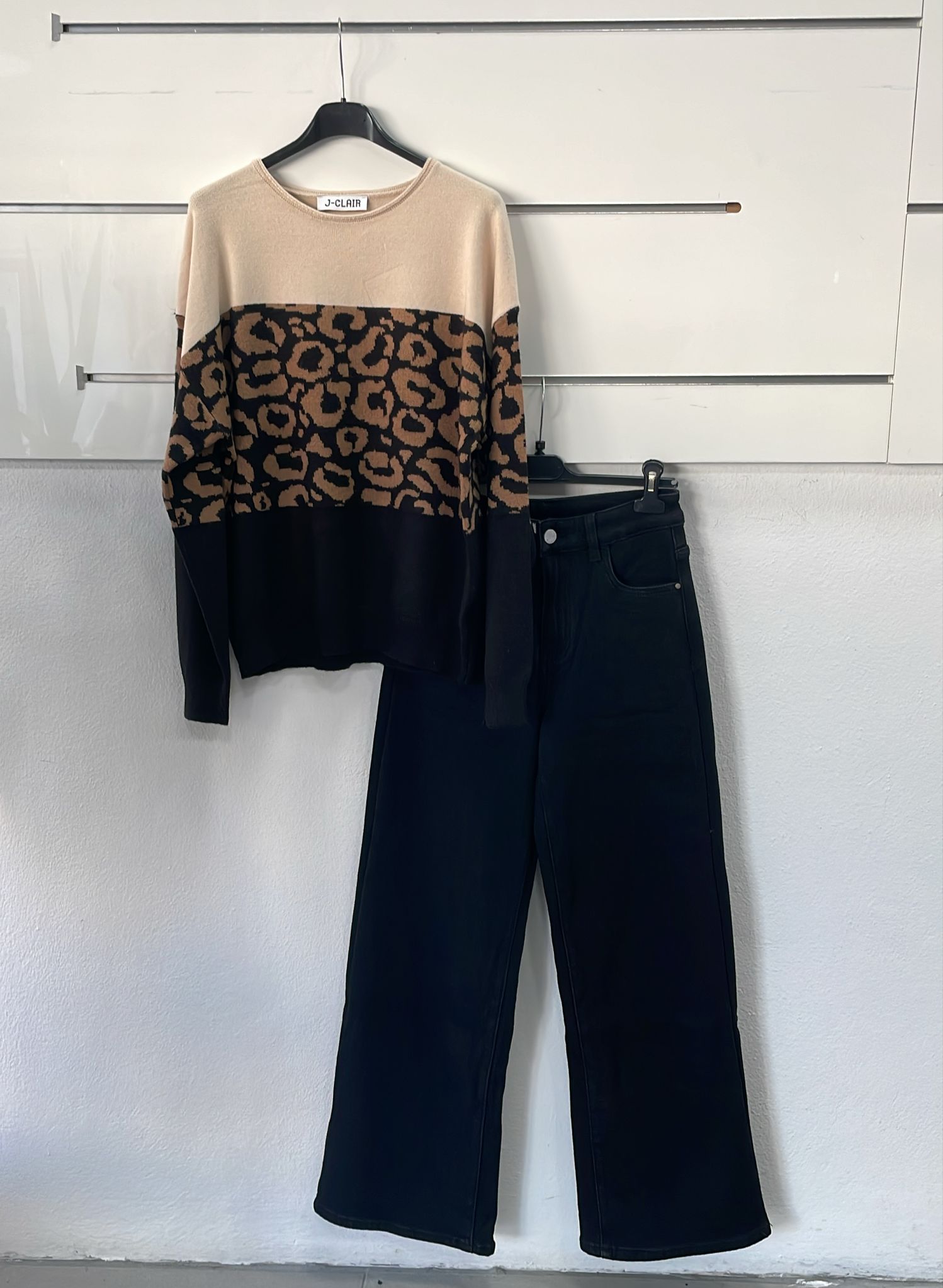 Joie Clair (J-Clair)