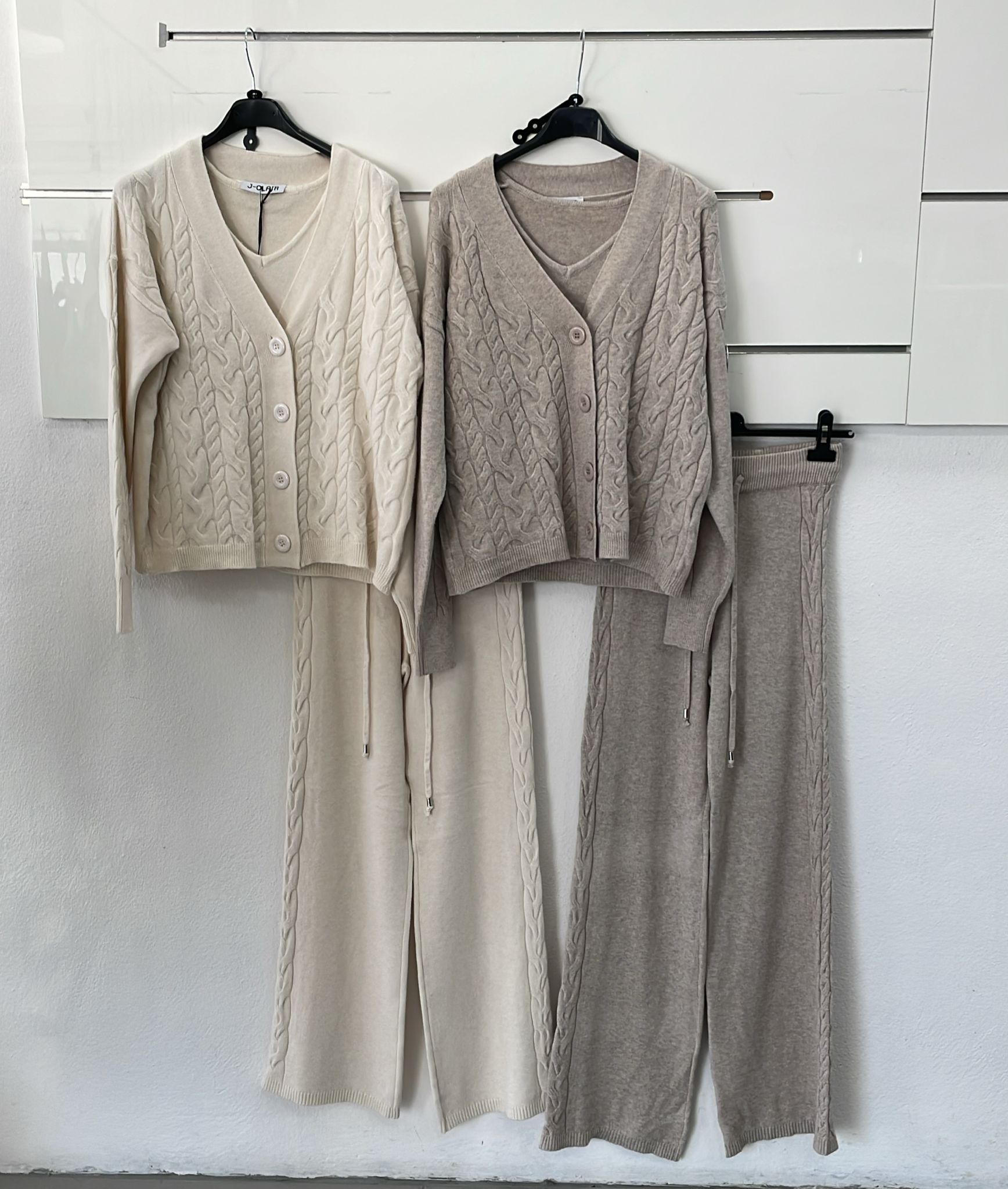 Фото Joie Clair (J-Clair)