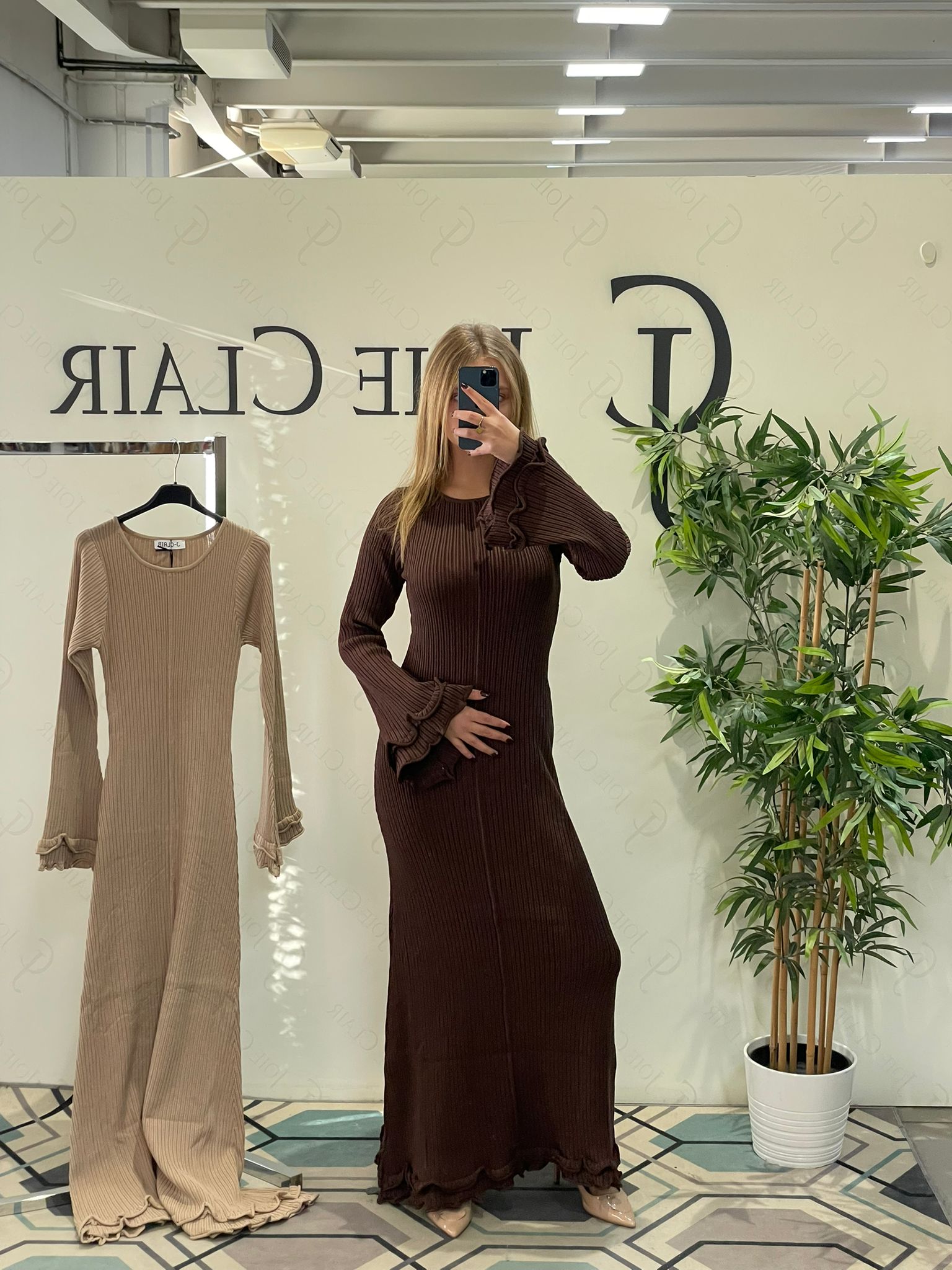 Фото Joie Clair (J-Clair)