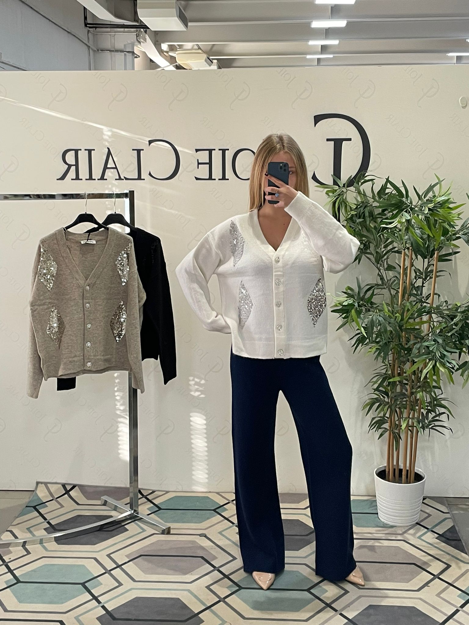 Фото Joie Clair (J-Clair)