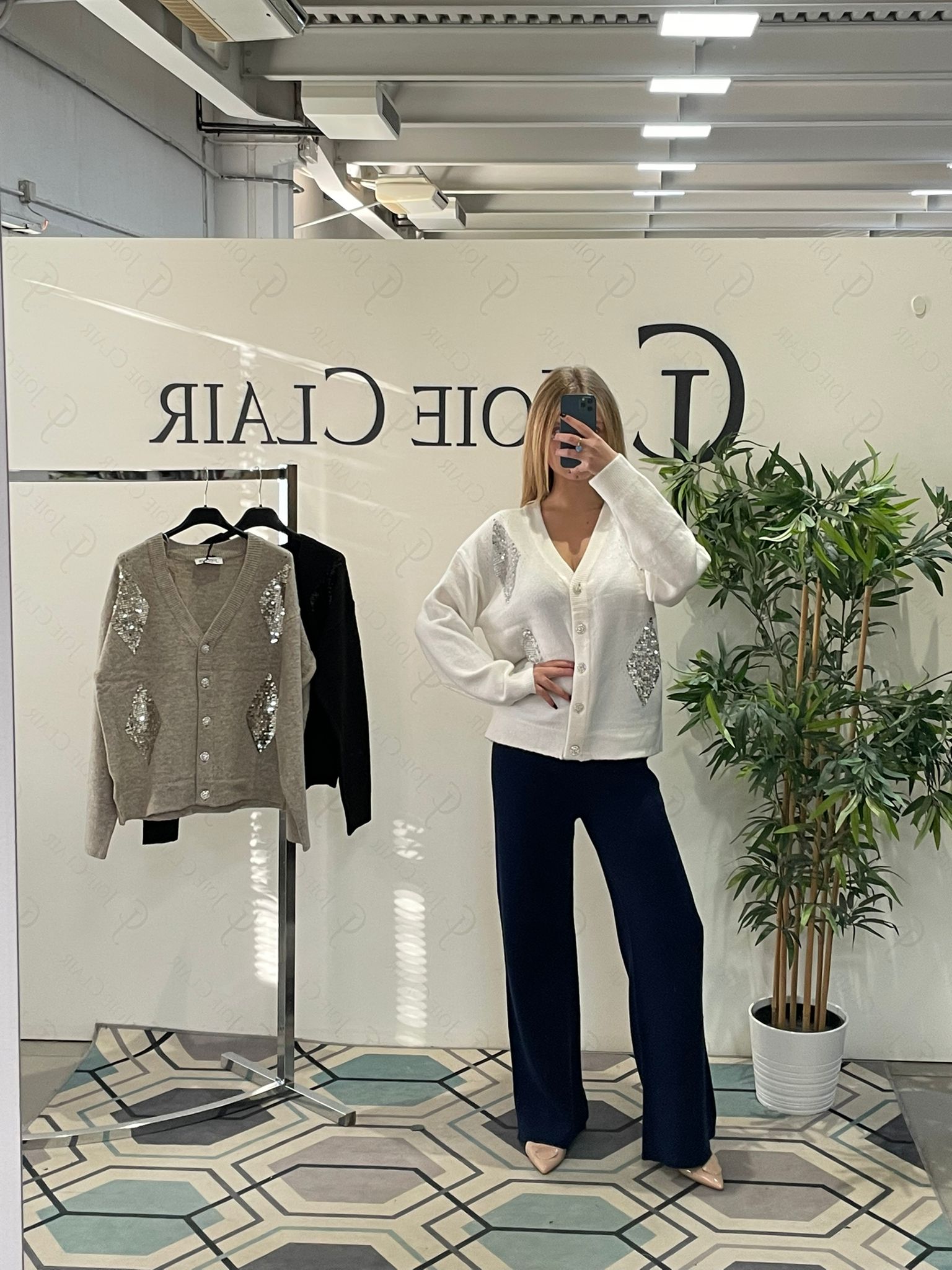 Фото Joie Clair (J-Clair)