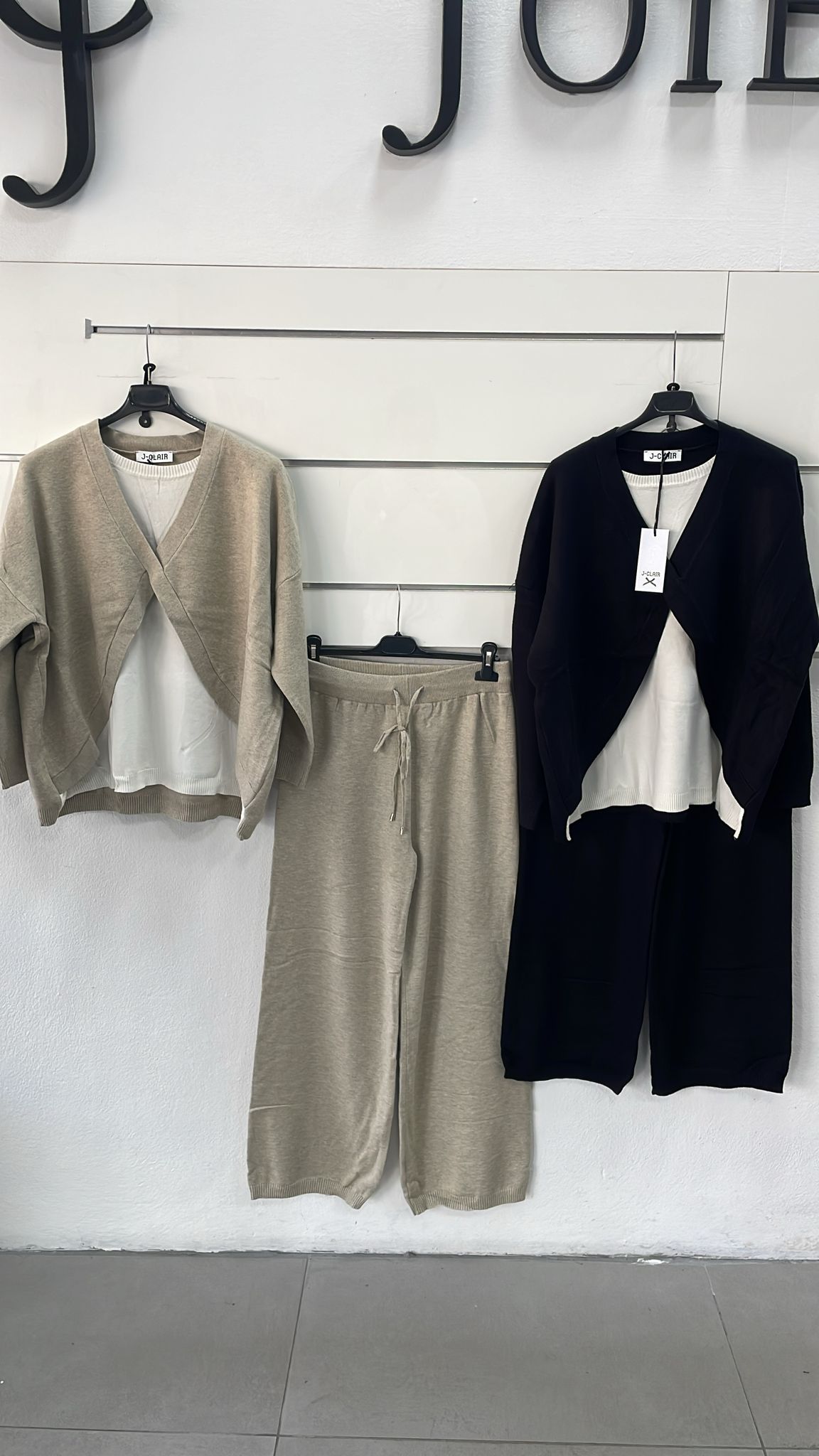 Фото Joie Clair (J-Clair)