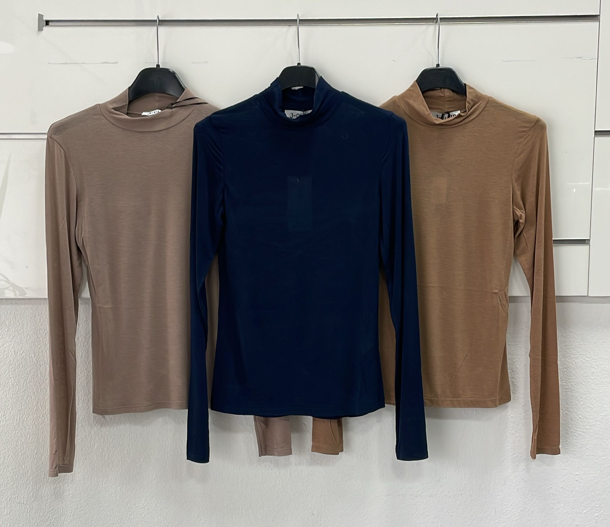 Фото Joie Clair (J-Clair)