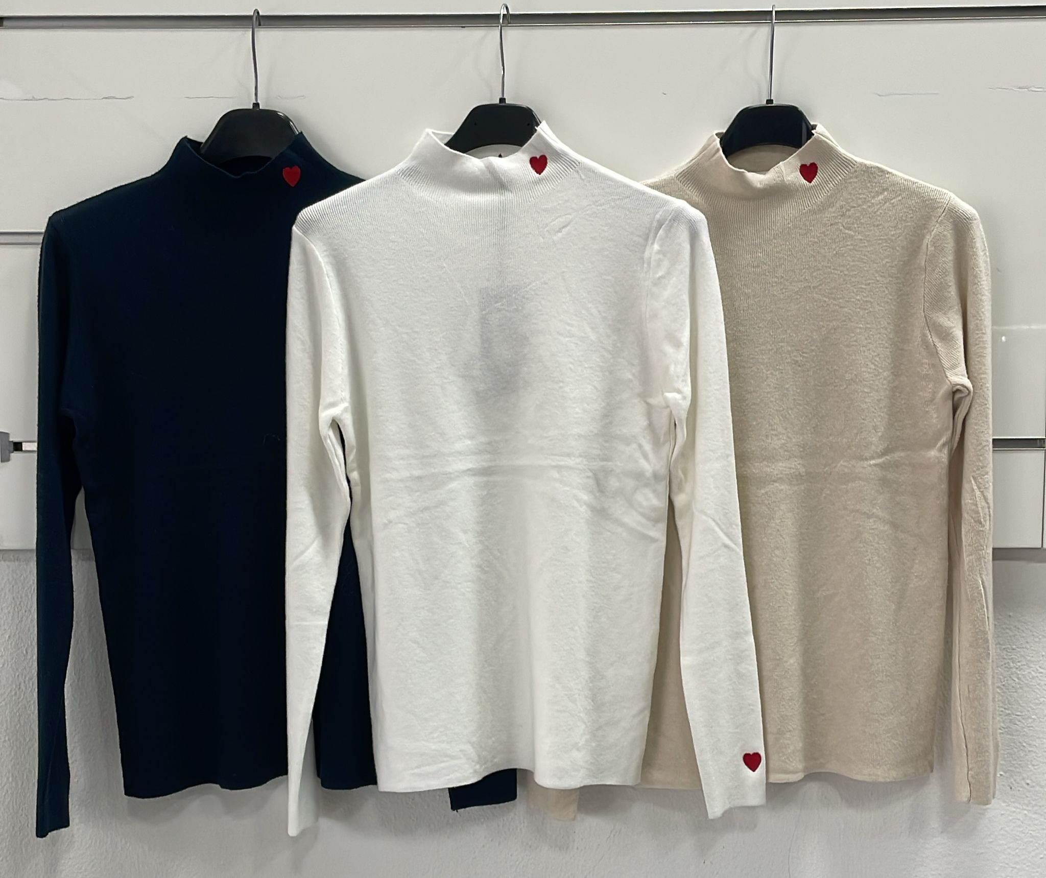 Фото Joie Clair (J-Clair)