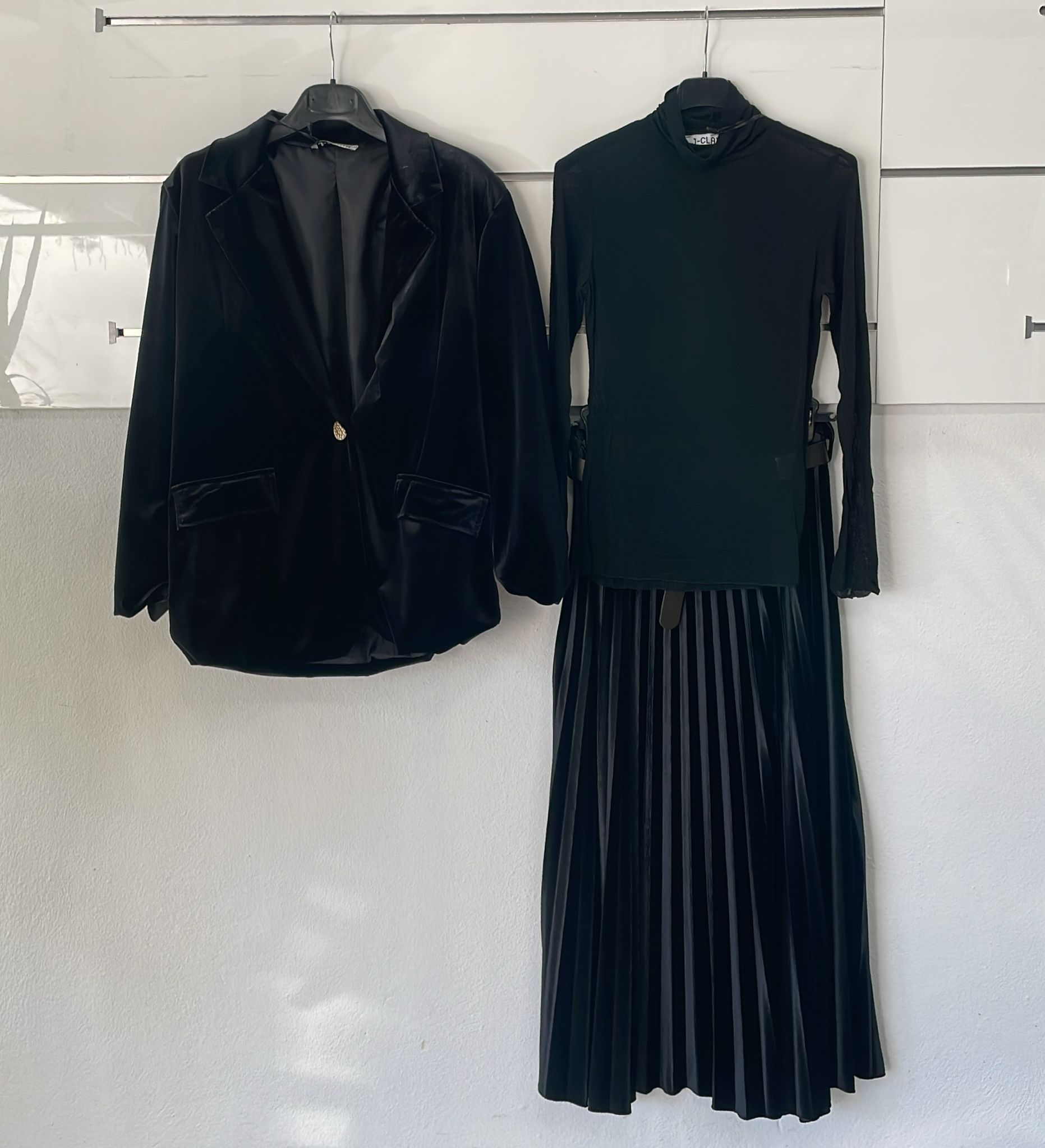 Фото Joie Clair (J-Clair)