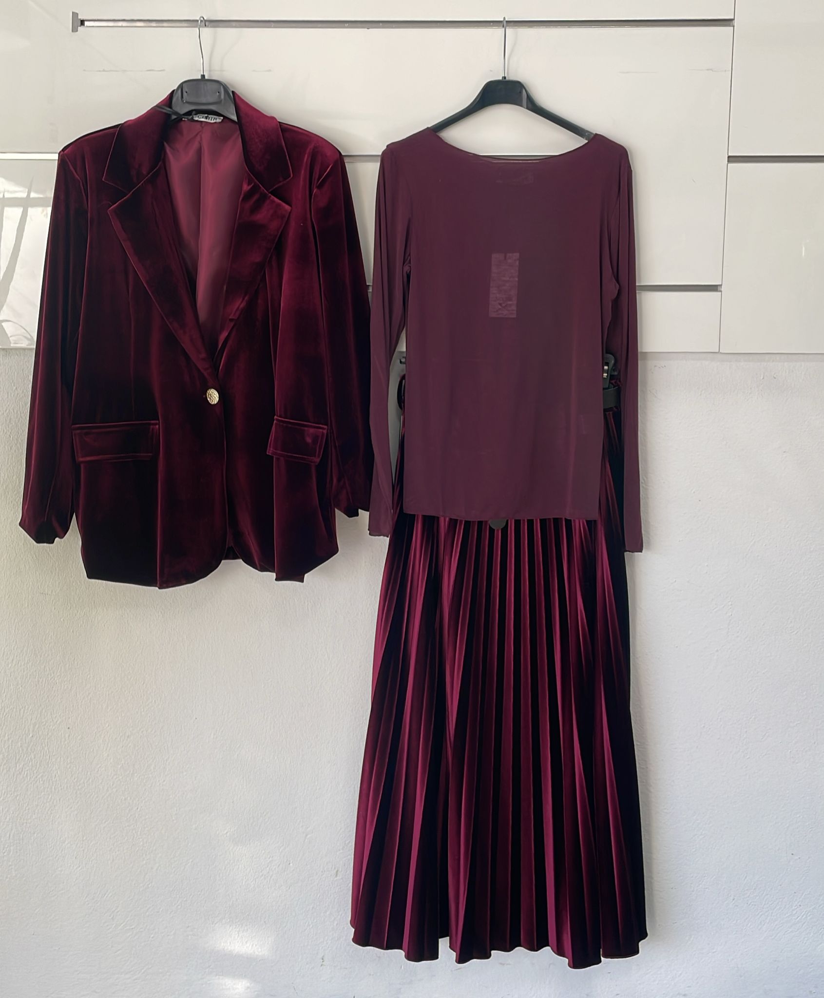 Фото Joie Clair (J-Clair)