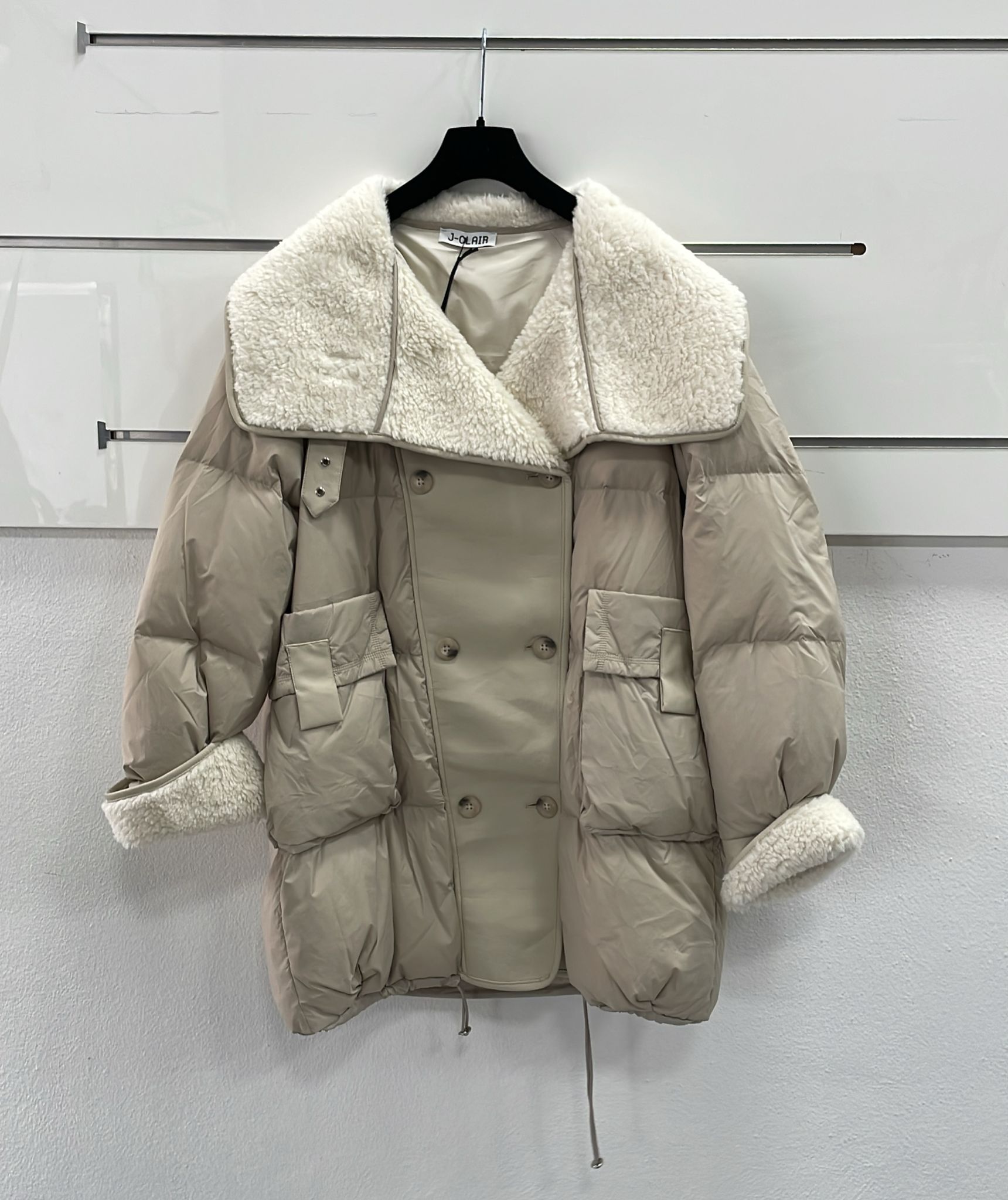 Joie Clair (J-Clair)