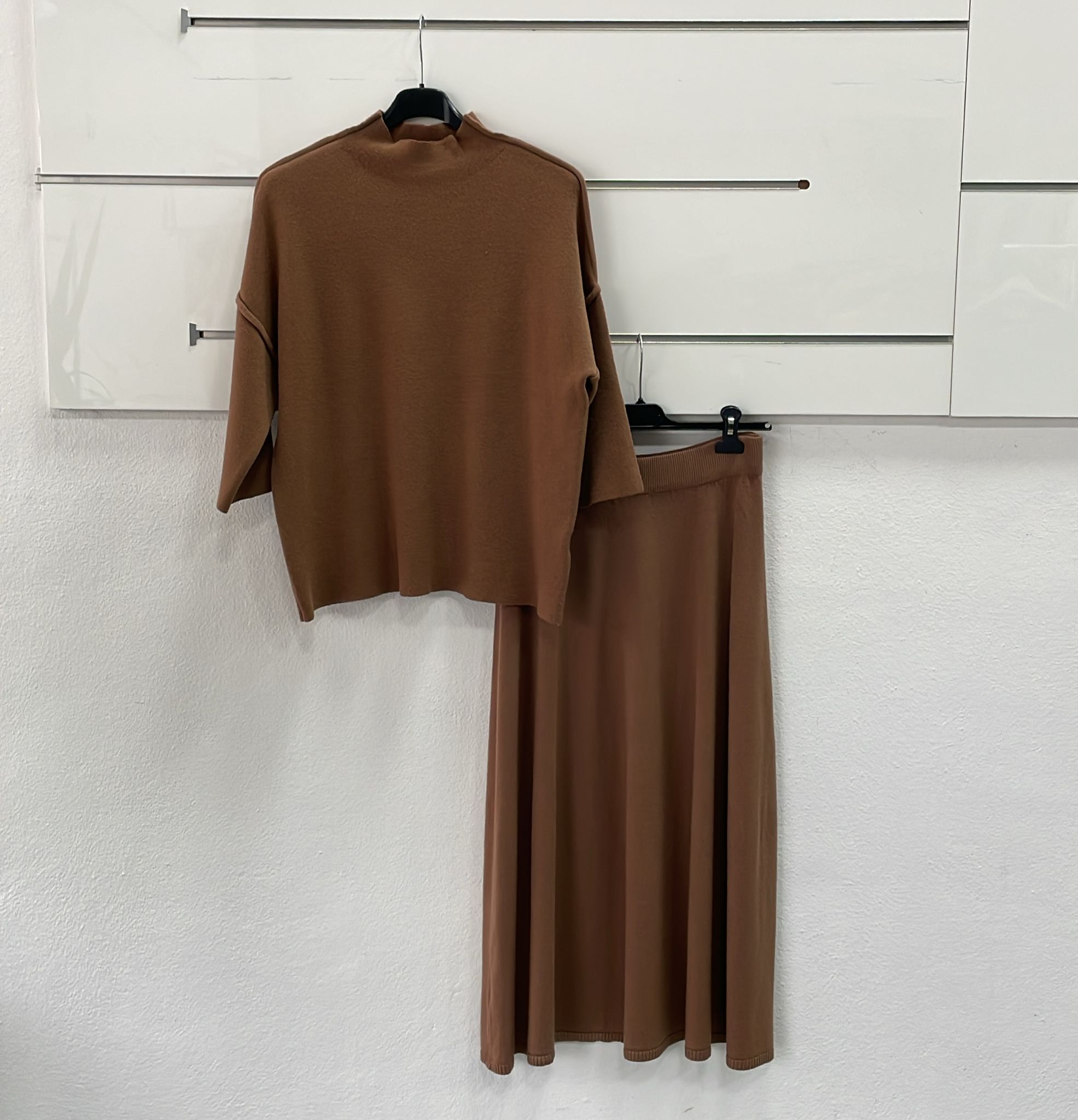 Joie Clair (J-Clair)