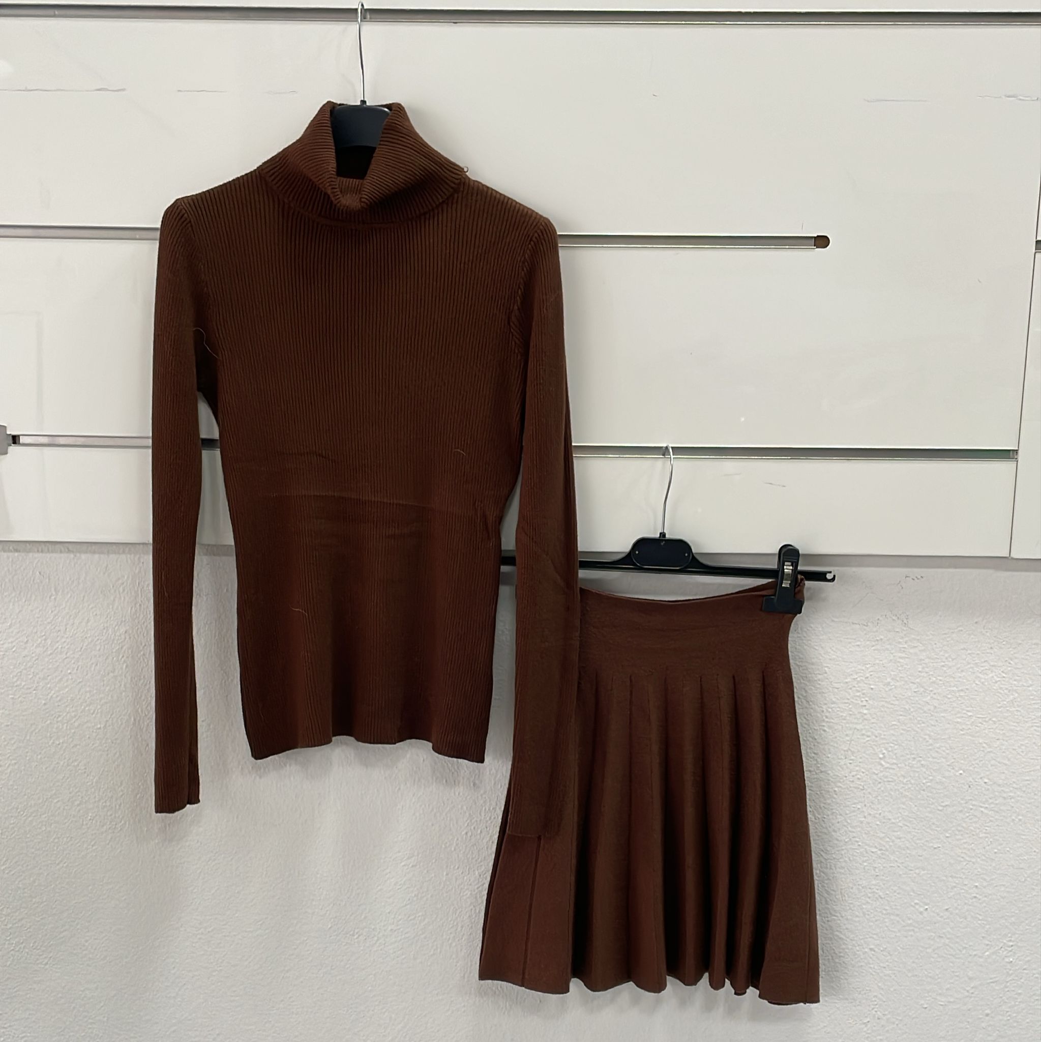 Joie Clair (J-Clair)