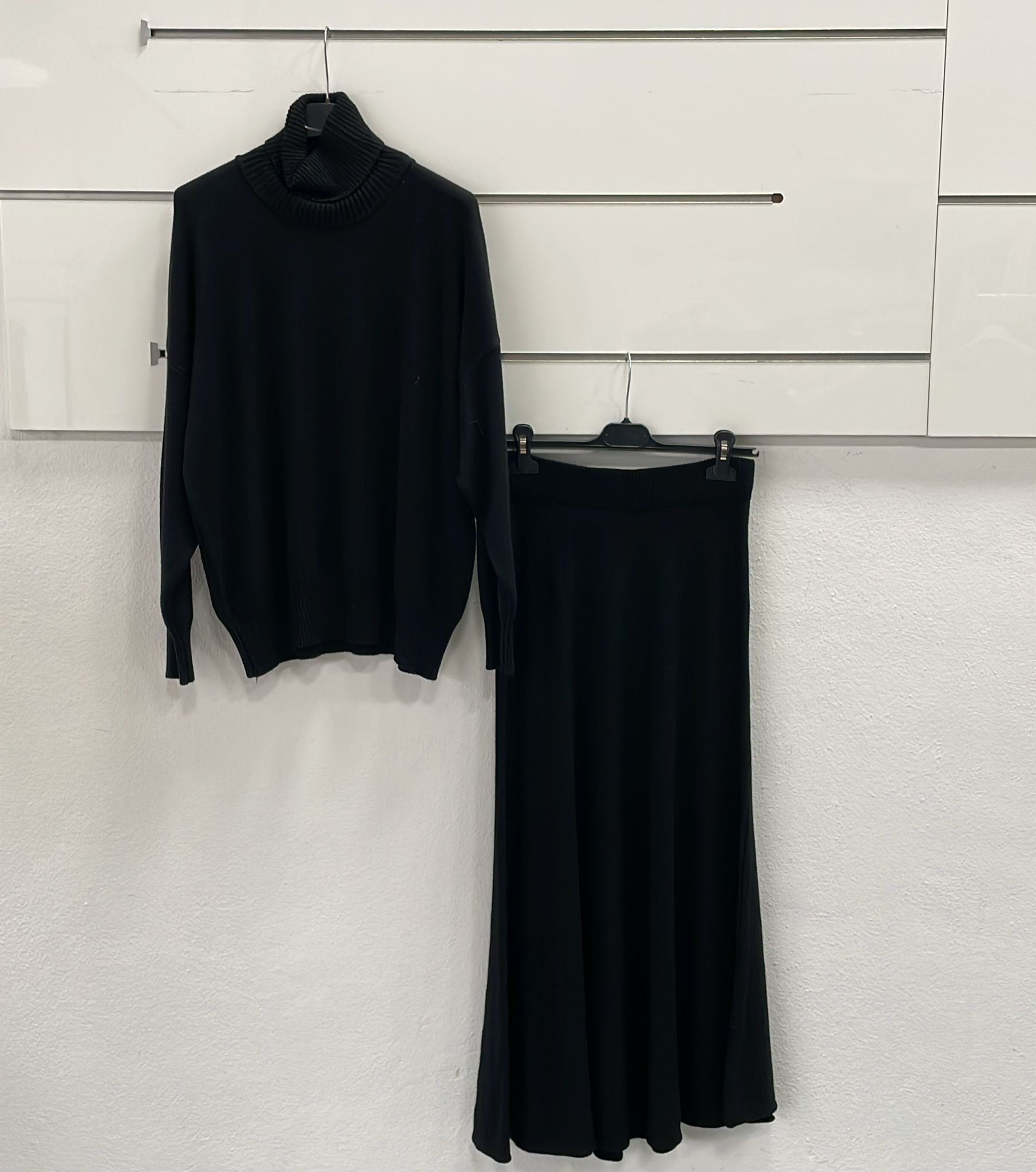 Joie Clair (J-Clair)