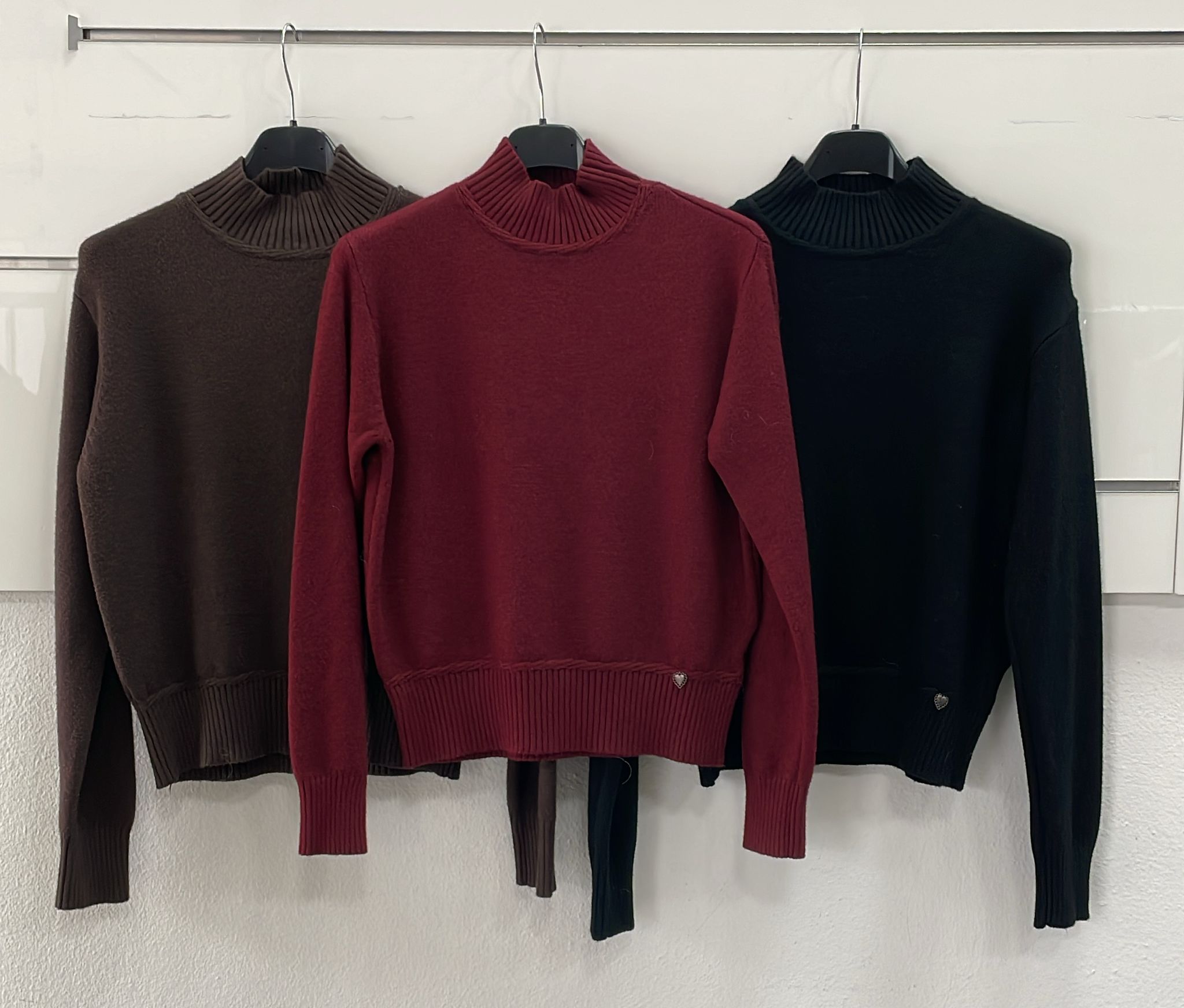 Фото Joie Clair (J-Clair)