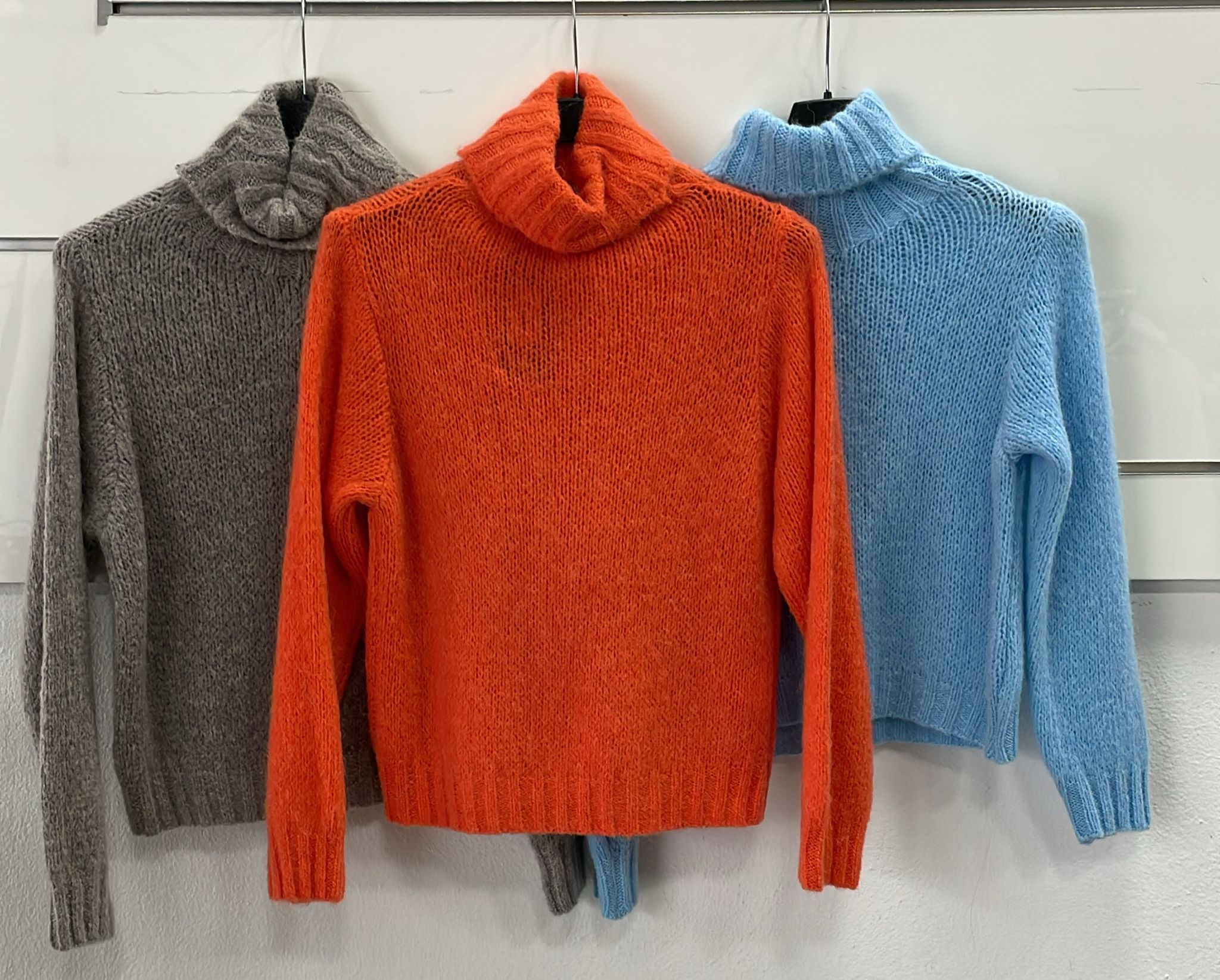 Фото Joie Clair (J-Clair)