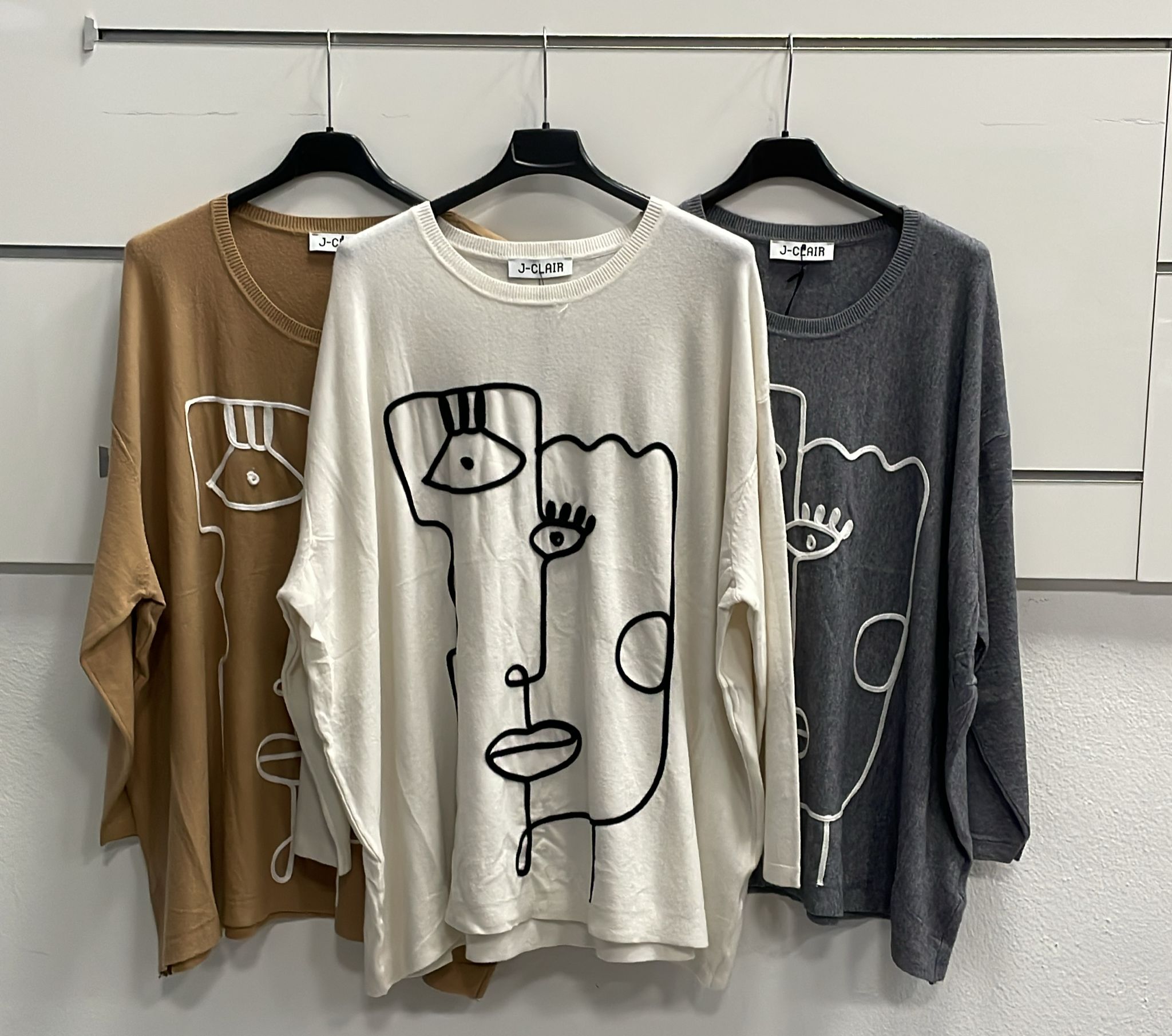 Фото Joie Clair (J-Clair)