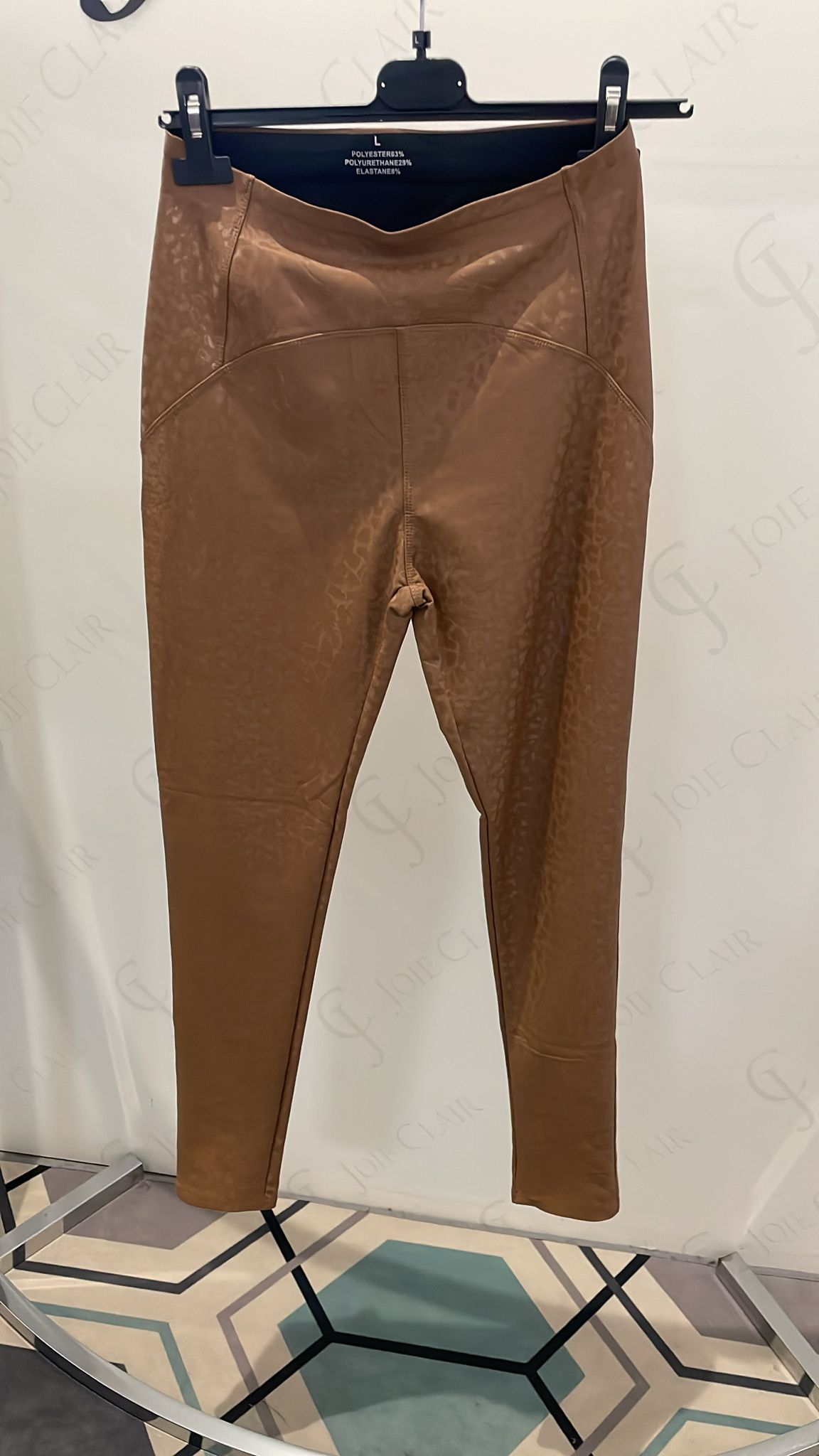 Фото Joie Clair (J-Clair)