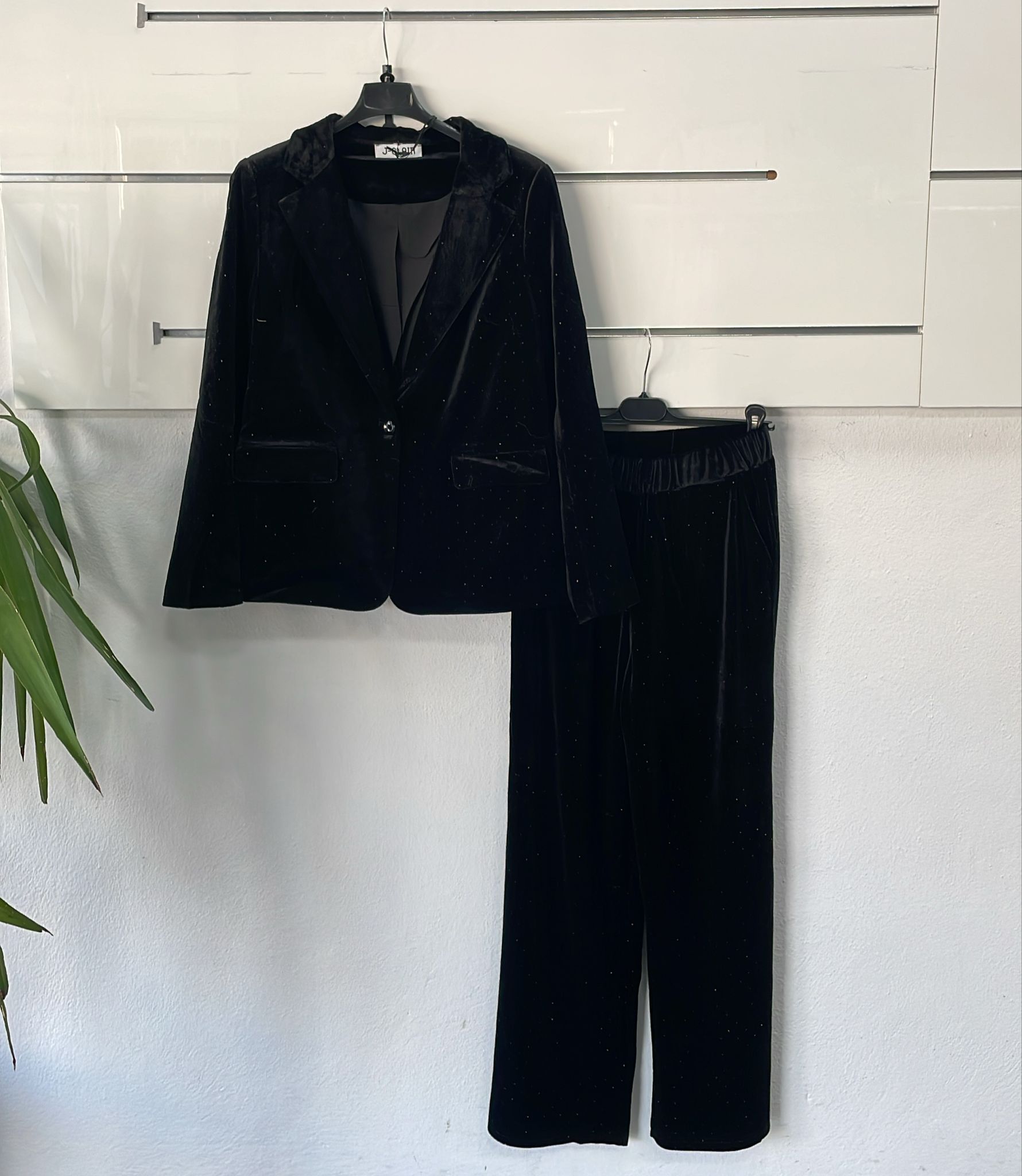 Фото Joie Clair (J-Clair)