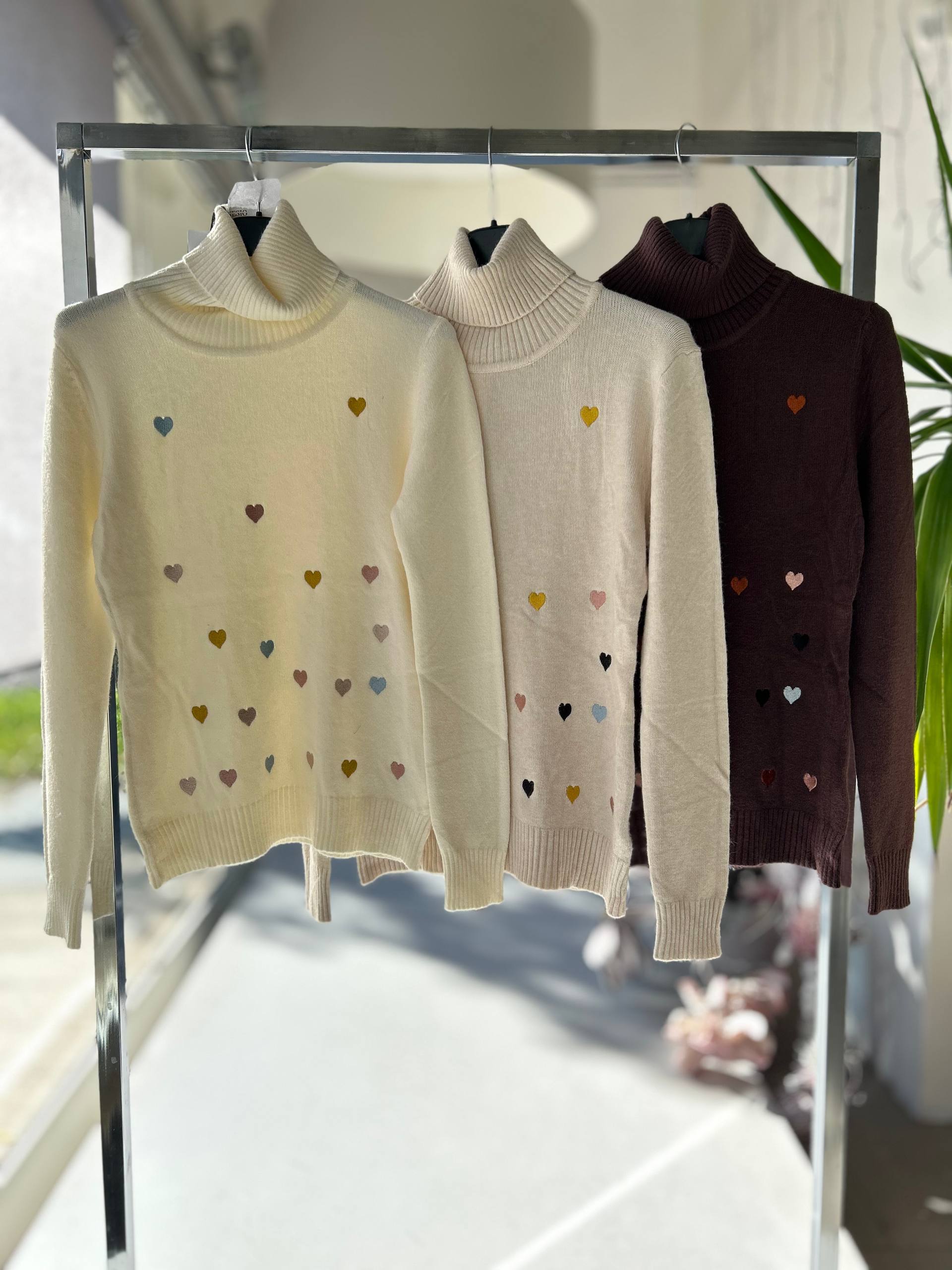 Фото Joie Clair (J-Clair)