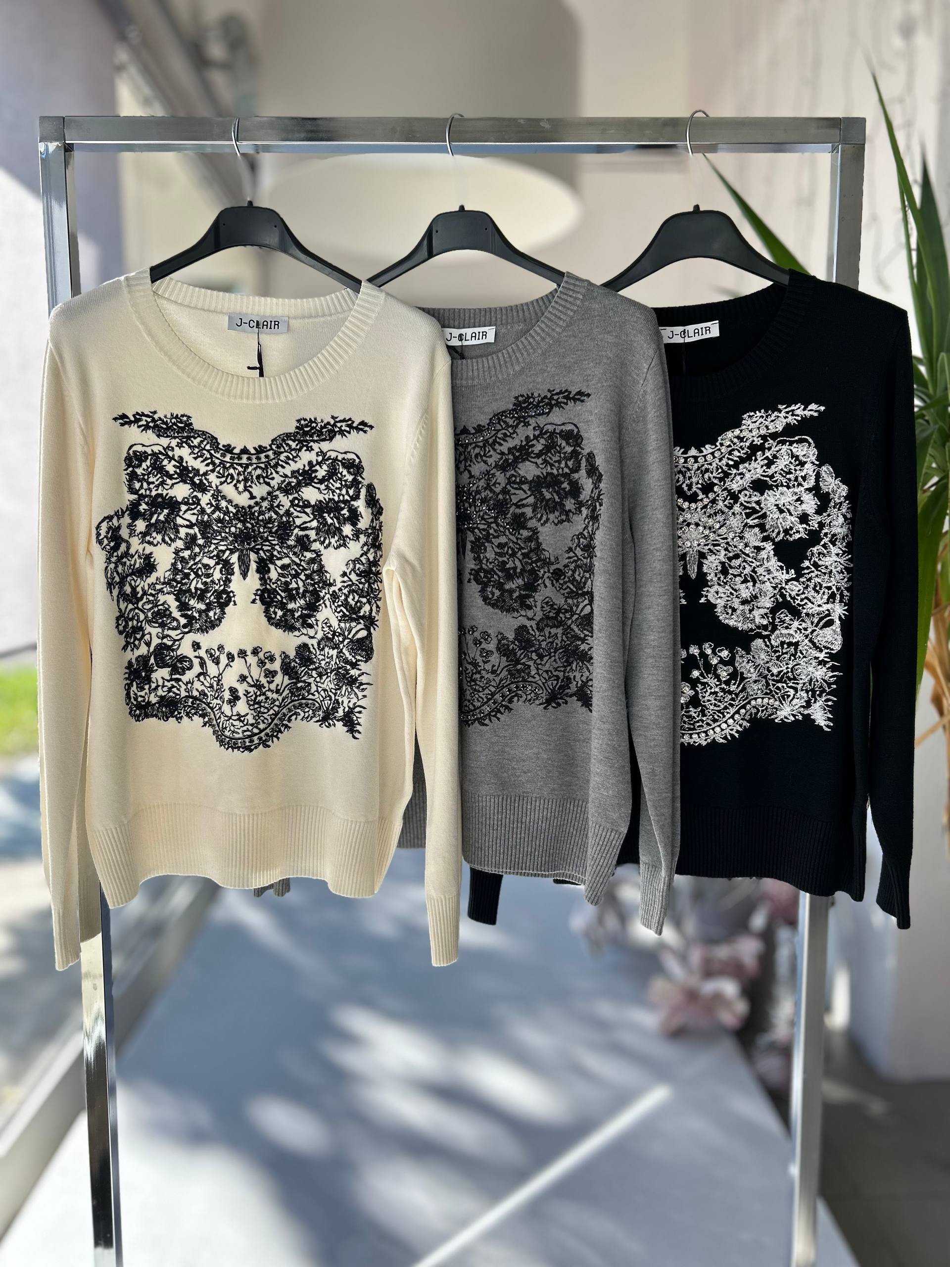 Фото Joie Clair (J-Clair)