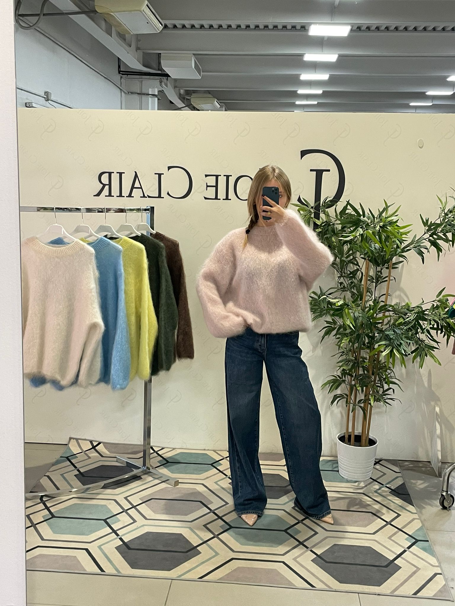 Фото Joie Clair (J-Clair)