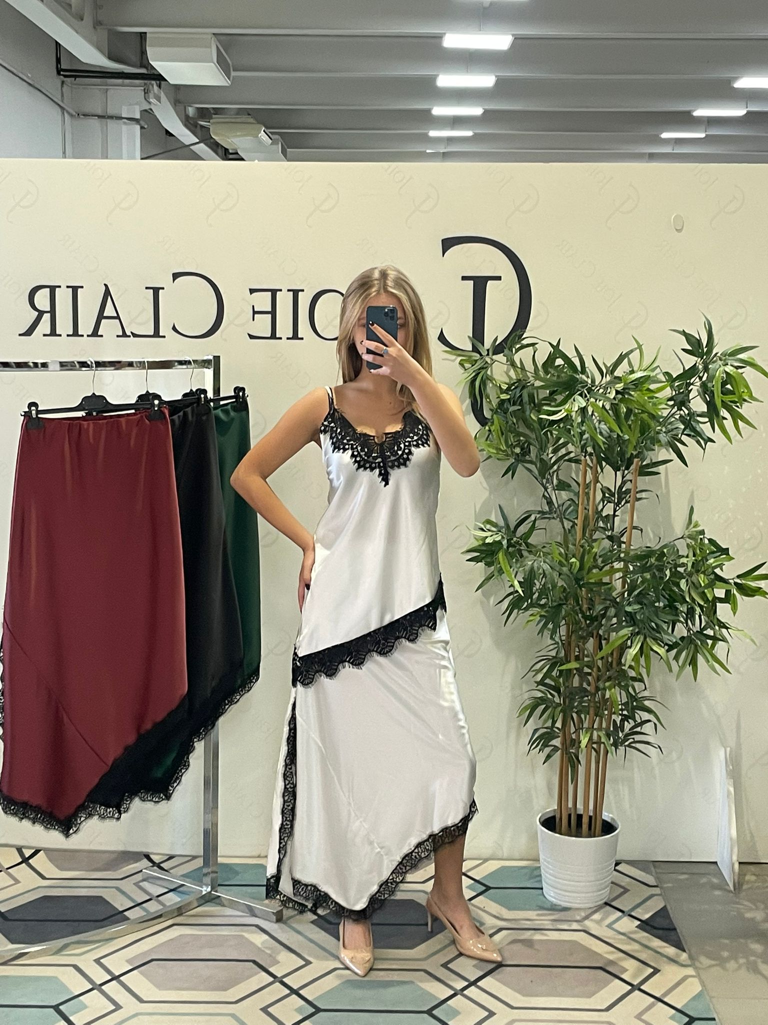 Фото Joie Clair (J-Clair)