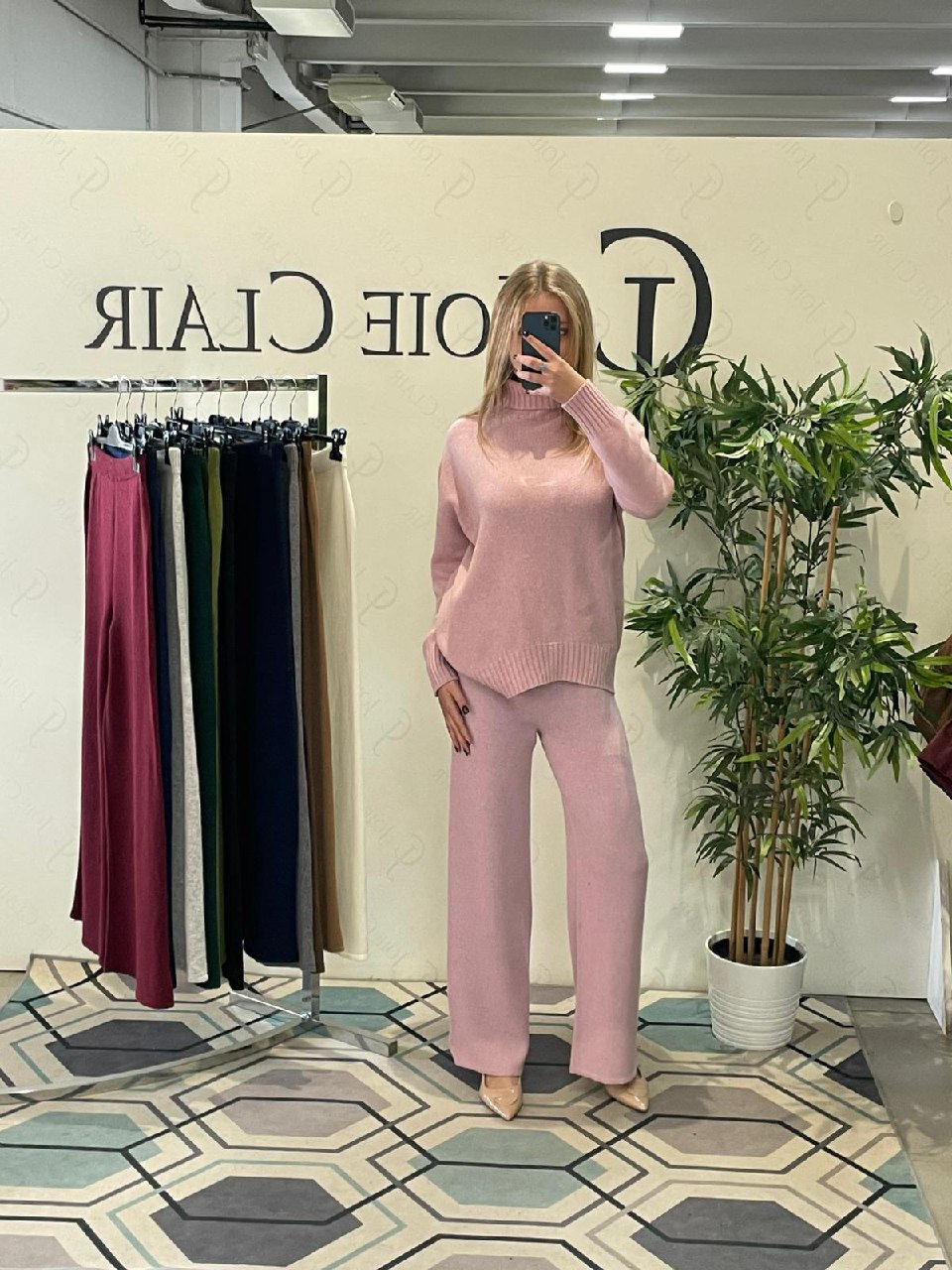 Фото Joie Clair (J-Clair)