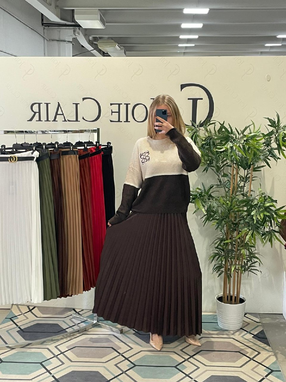 Фото Joie Clair (J-Clair)