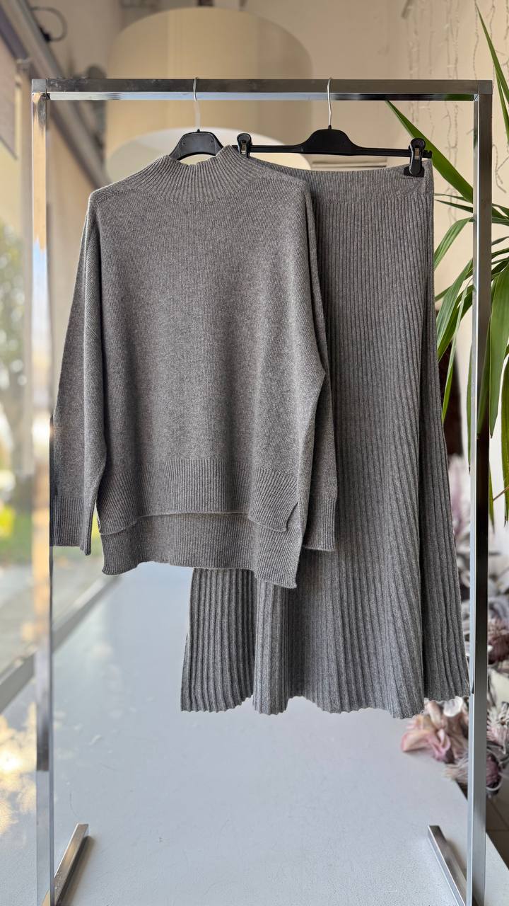 Joie Clair (J-Clair)