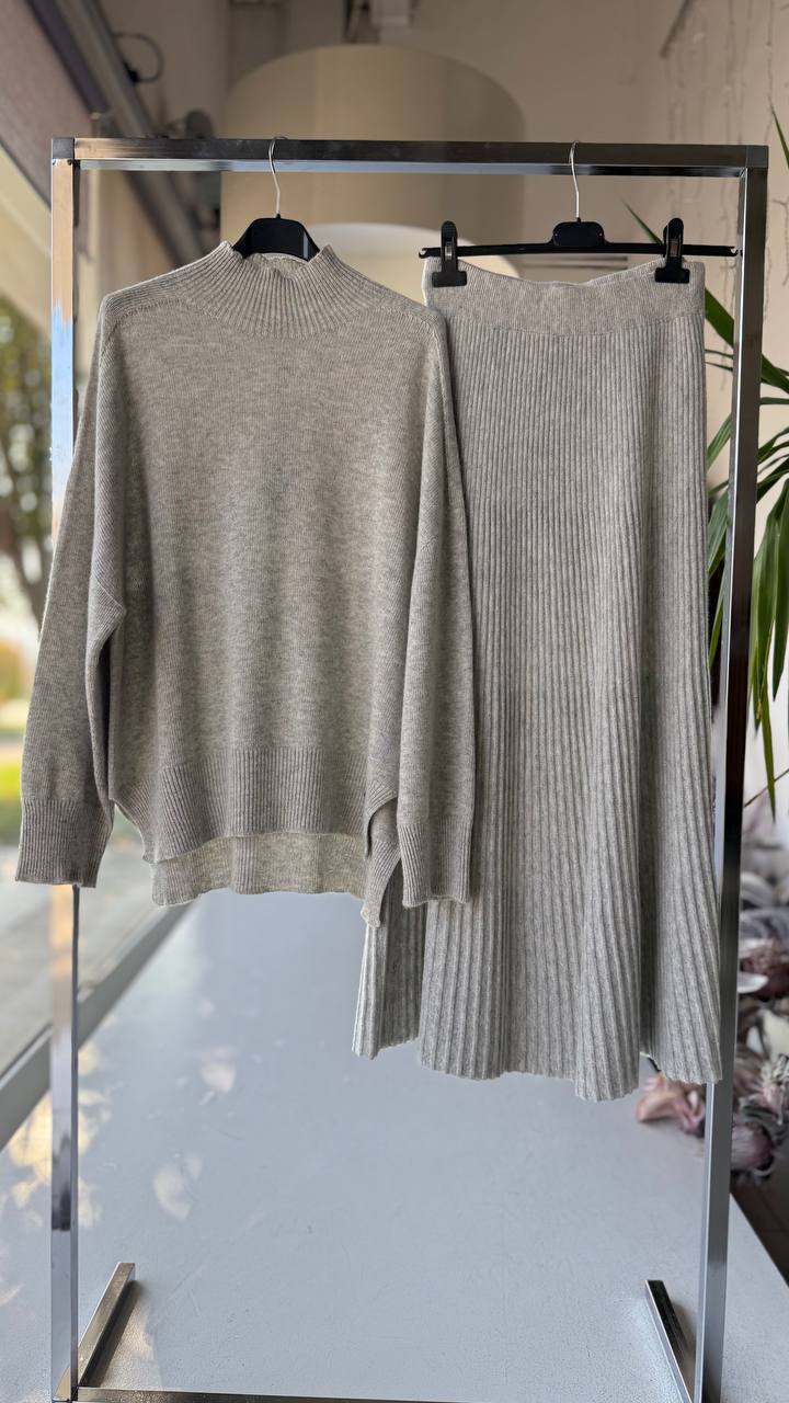 Joie Clair (J-Clair)