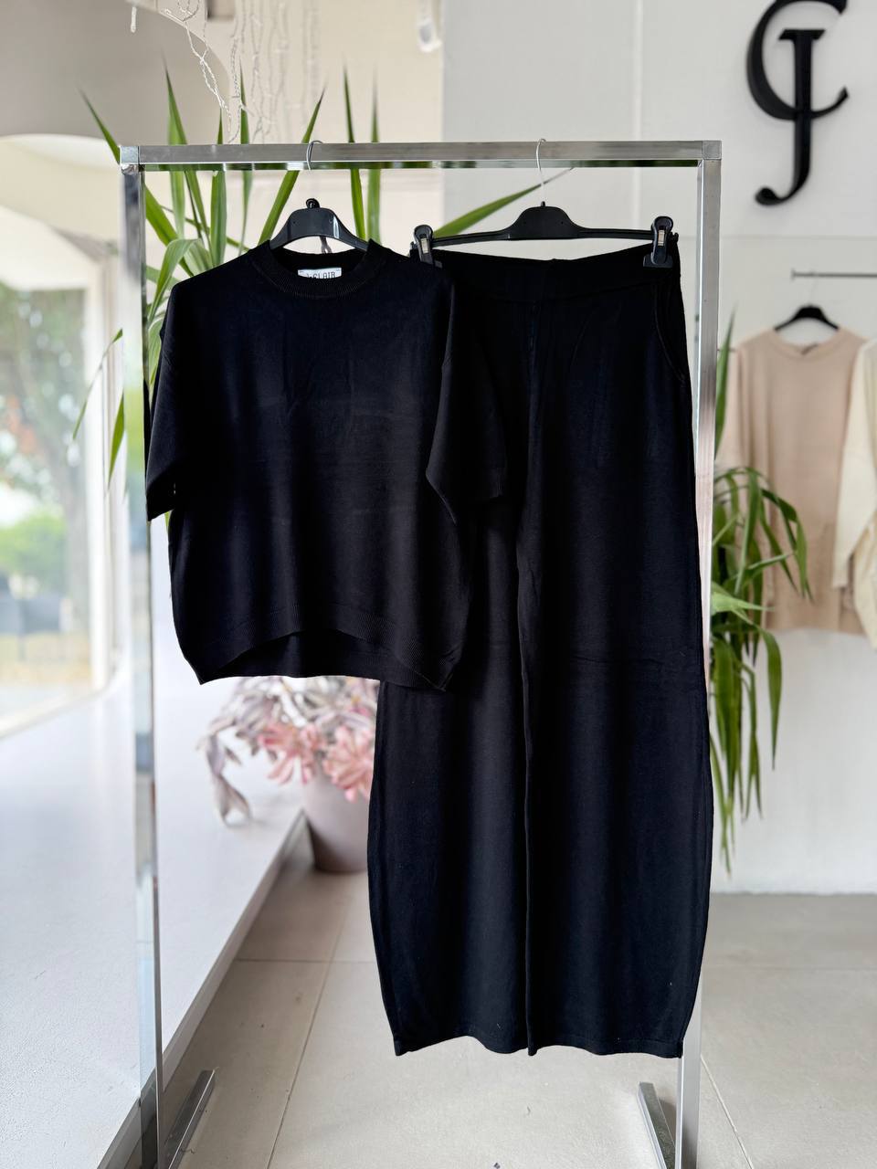 Фото Joie Clair (J-Clair)