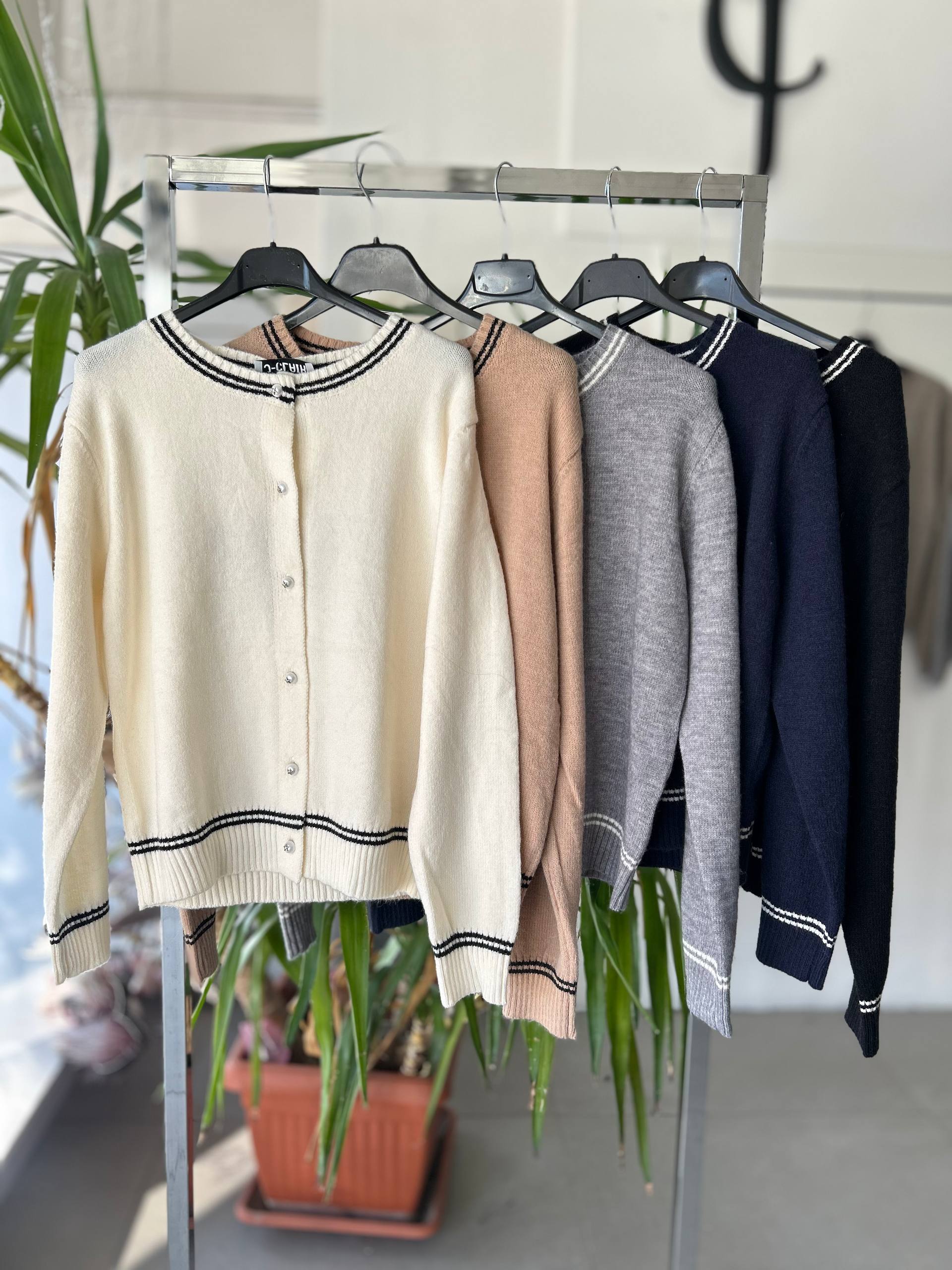 Фото Joie Clair (J-Clair)