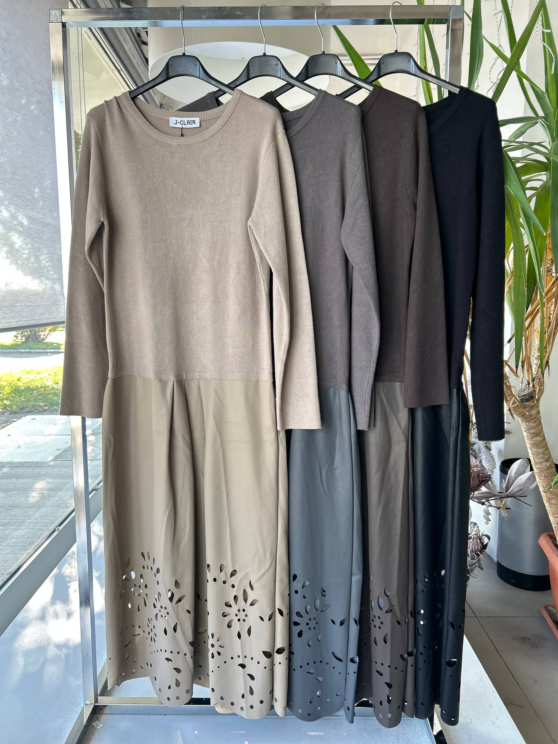 Фото Joie Clair (J-Clair)