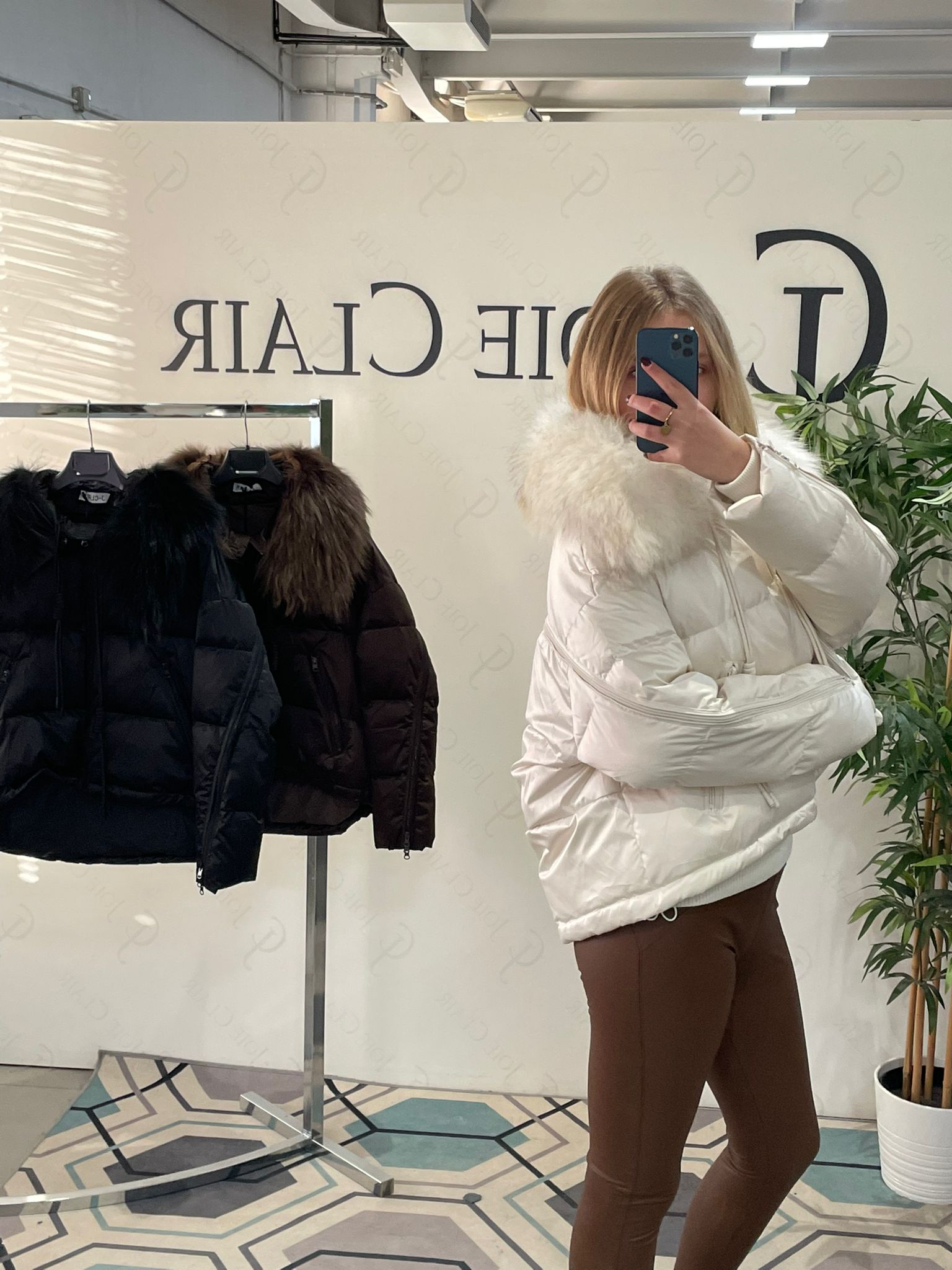 Фото Joie Clair (J-Clair)