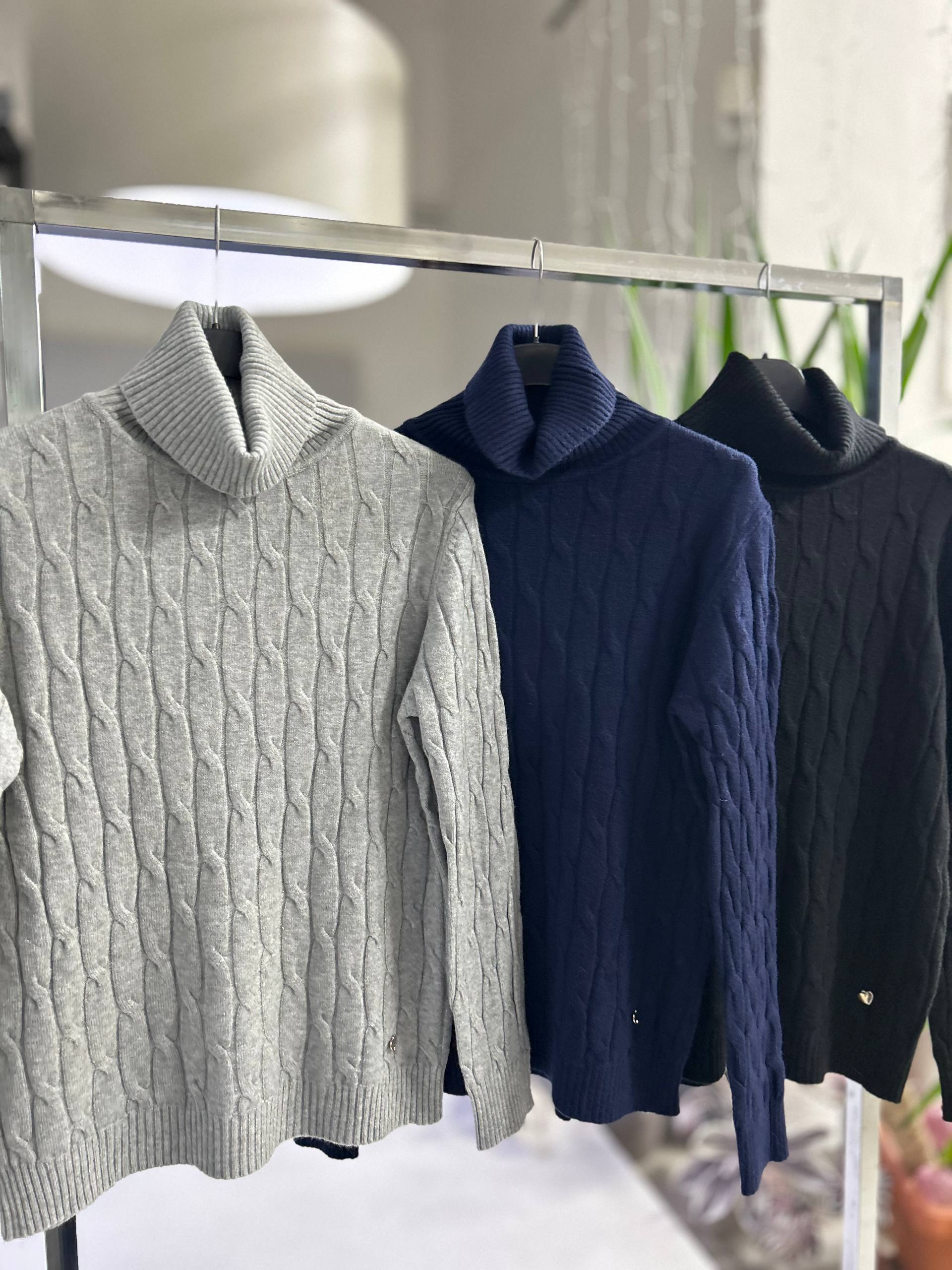 Фото Joie Clair (J-Clair)