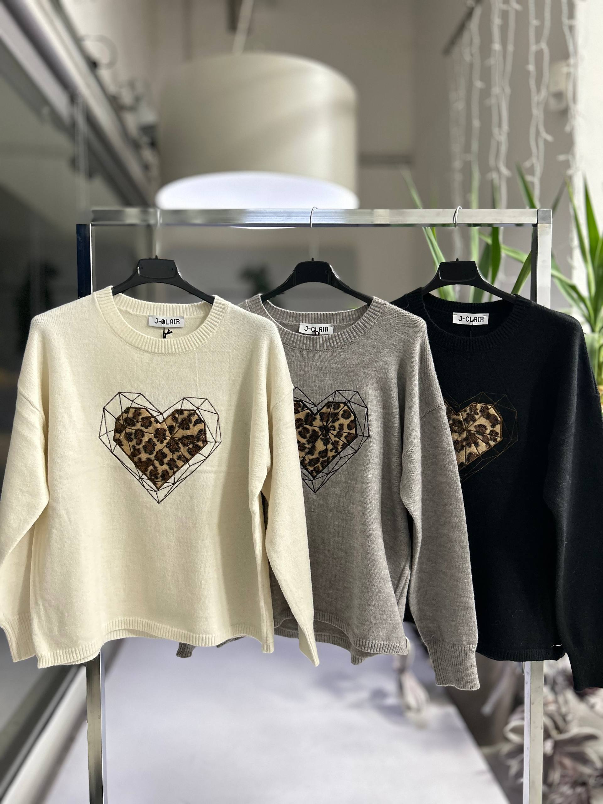 Фото Joie Clair (J-Clair)