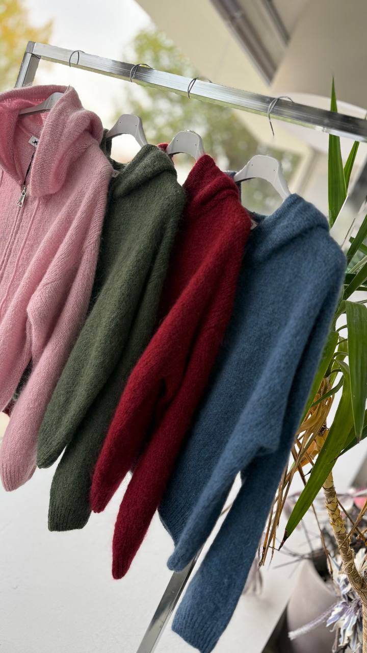 Фото Joie Clair (J-Clair)