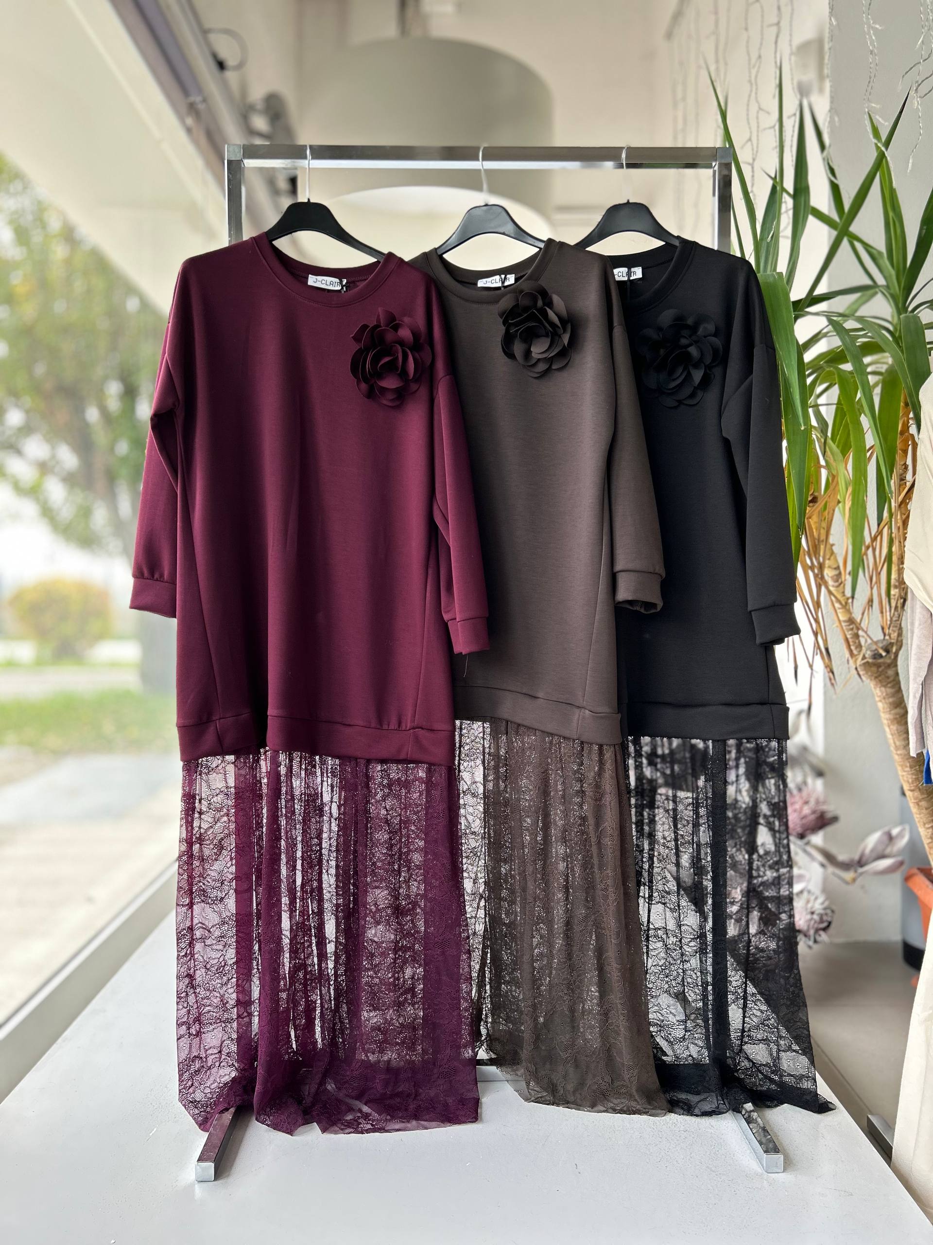 Фото Joie Clair (J-Clair)